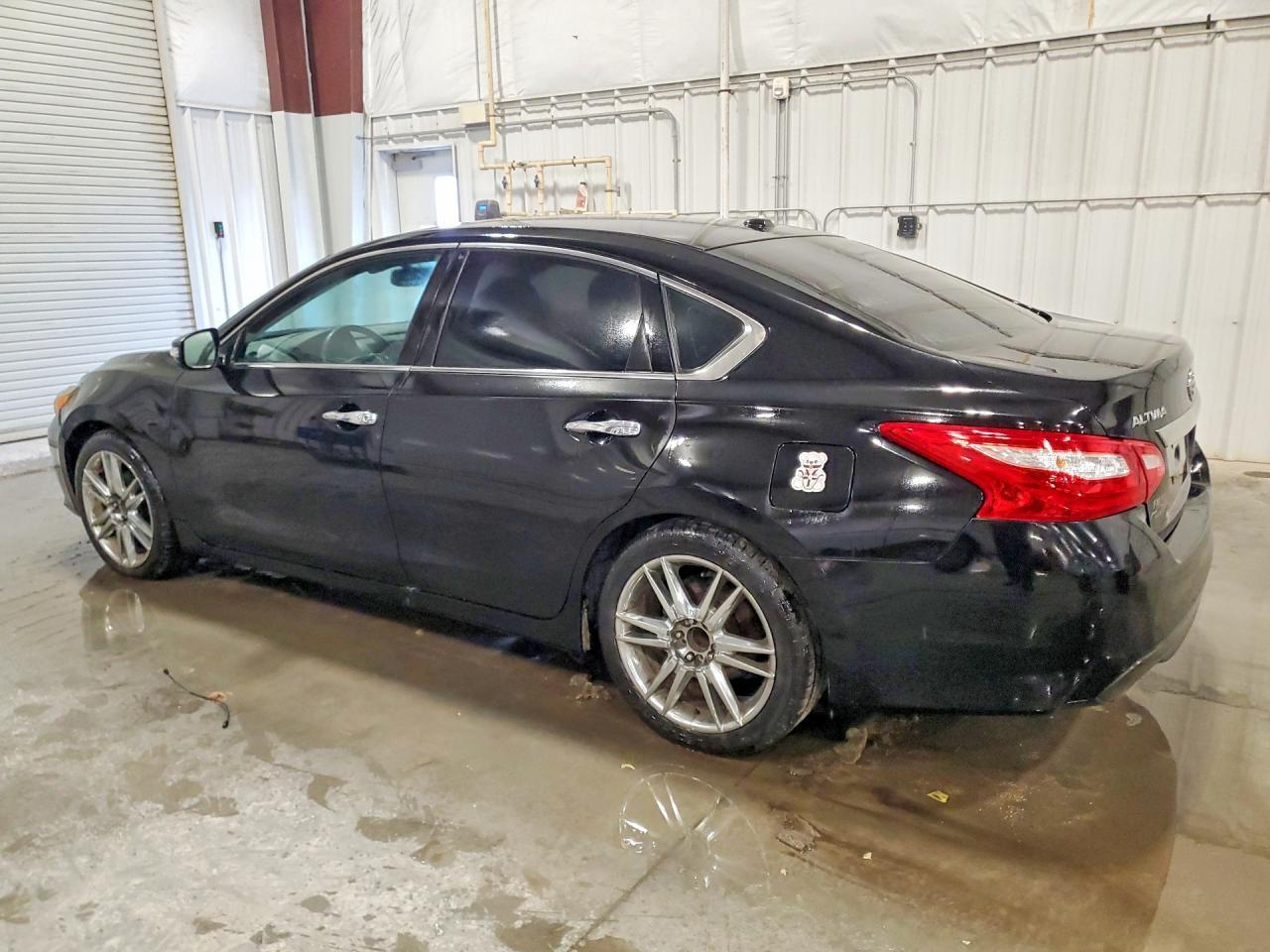 2017 NISSAN ALTIMA