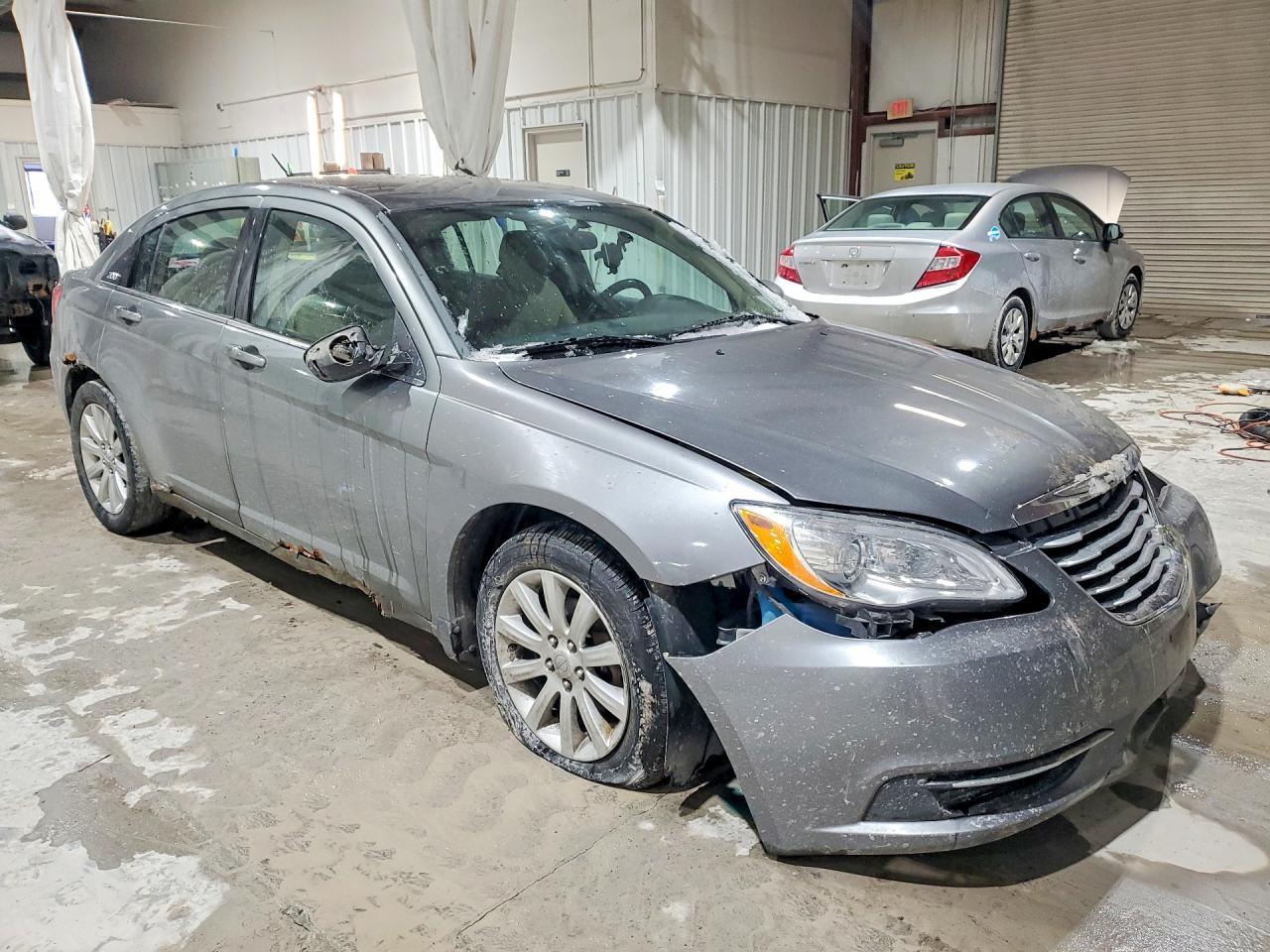 2011 CHRYSLER 200