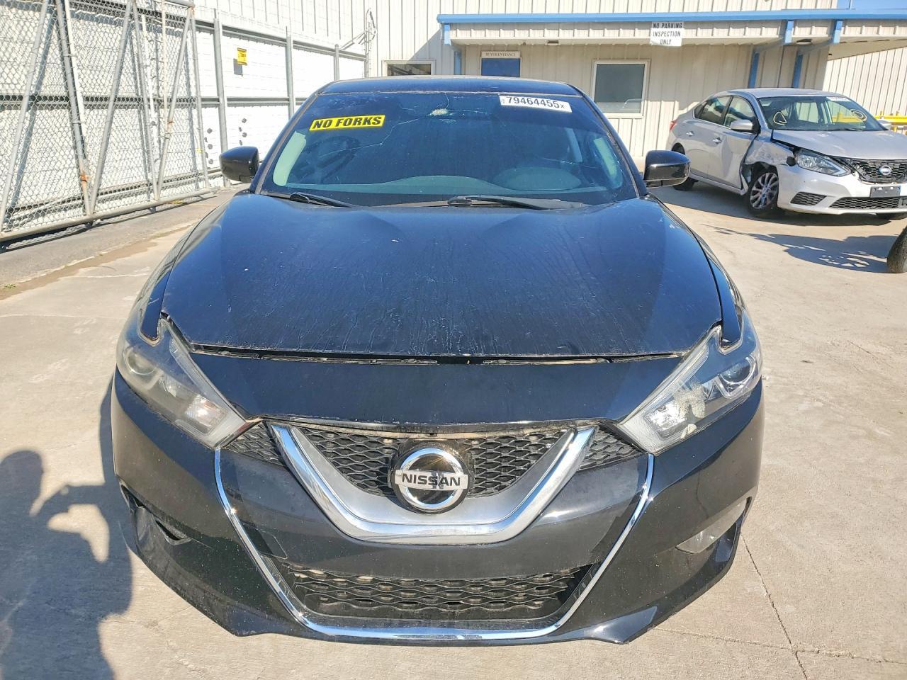 2016 NISSAN Maxima