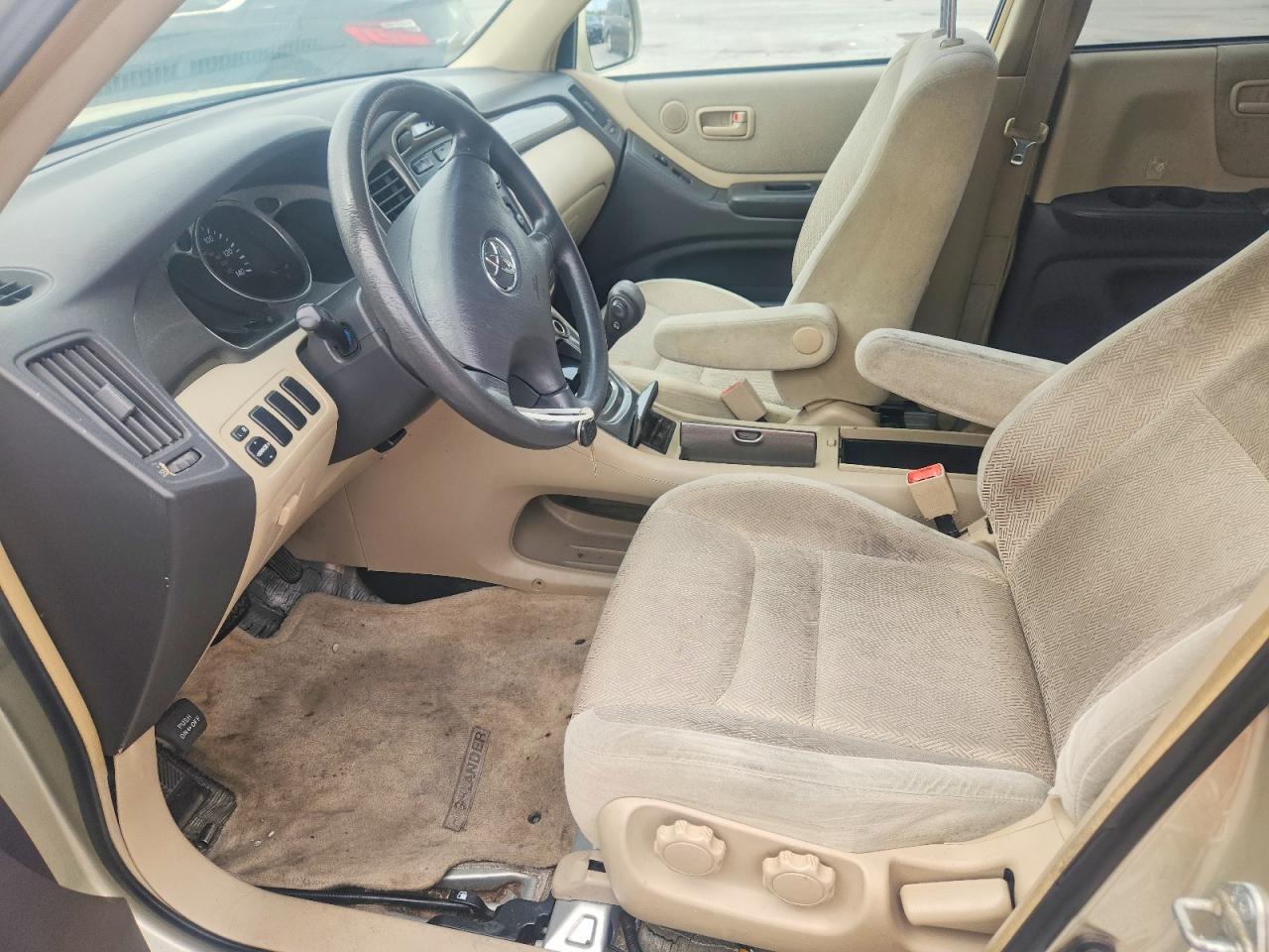 2003 TOYOTA HIGHLANDER