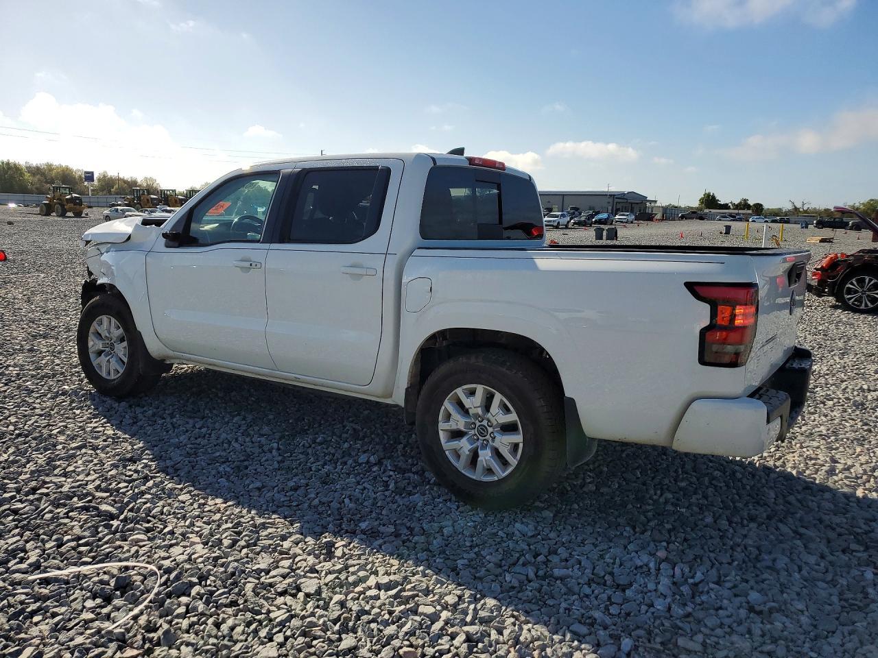 2023 NISSAN Frontier