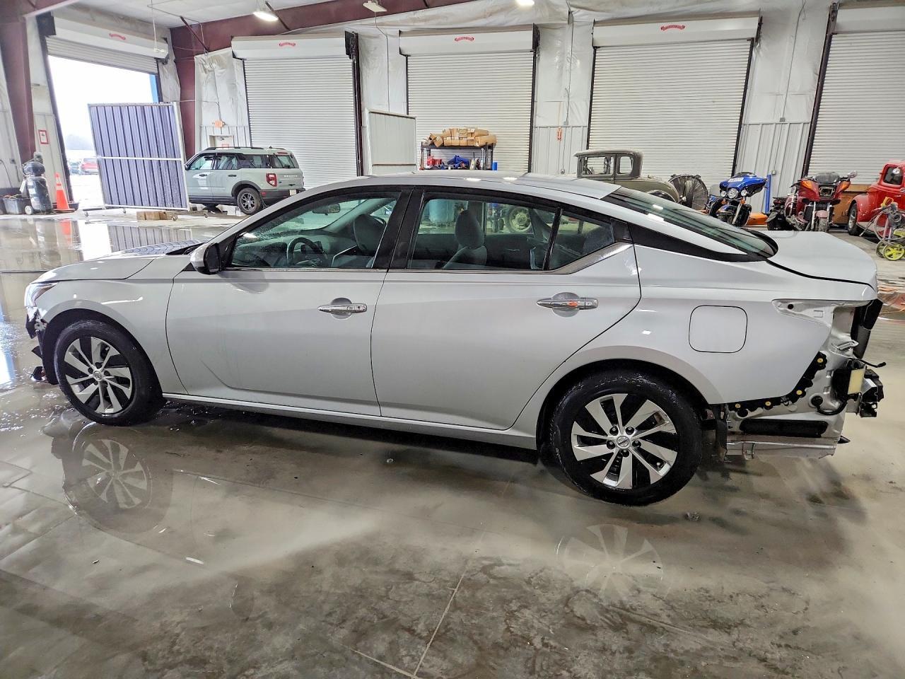 2021 NISSAN ALTIMA