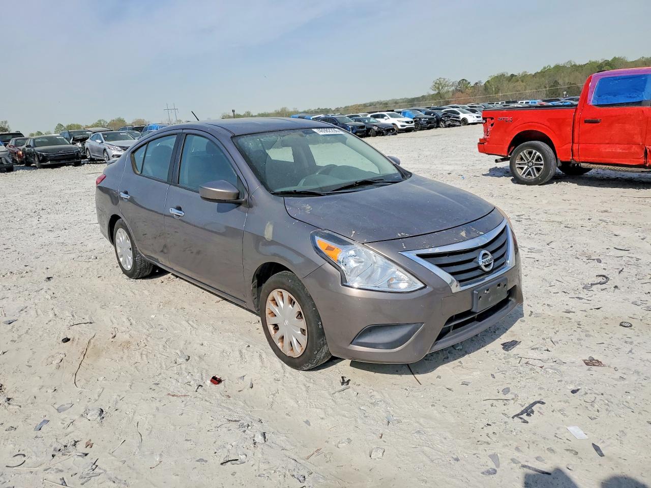 2017 NISSAN VERSA