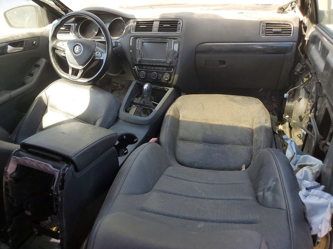 2017 VOLKSWAGEN JETTA