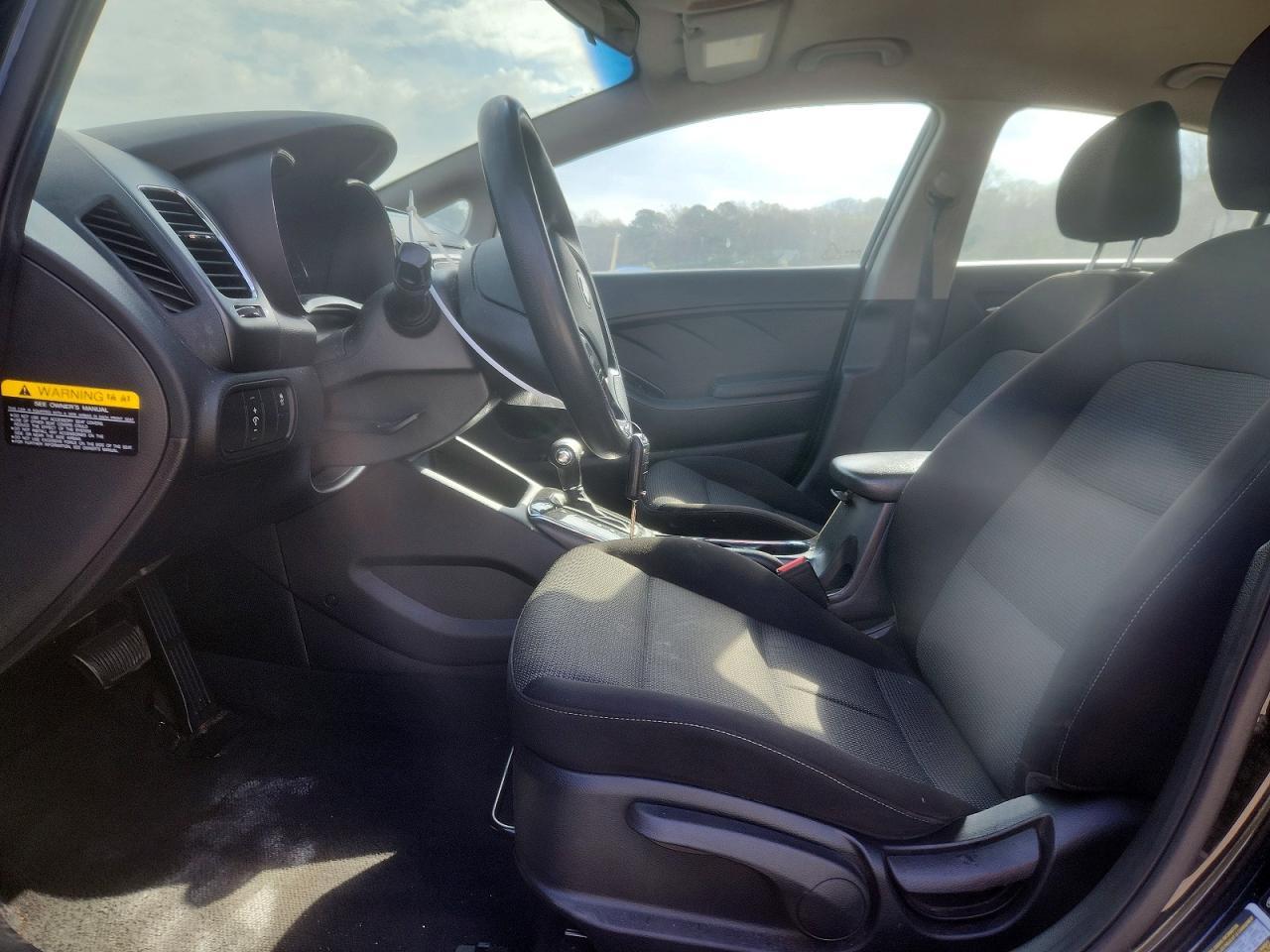2017 KIA FORTE