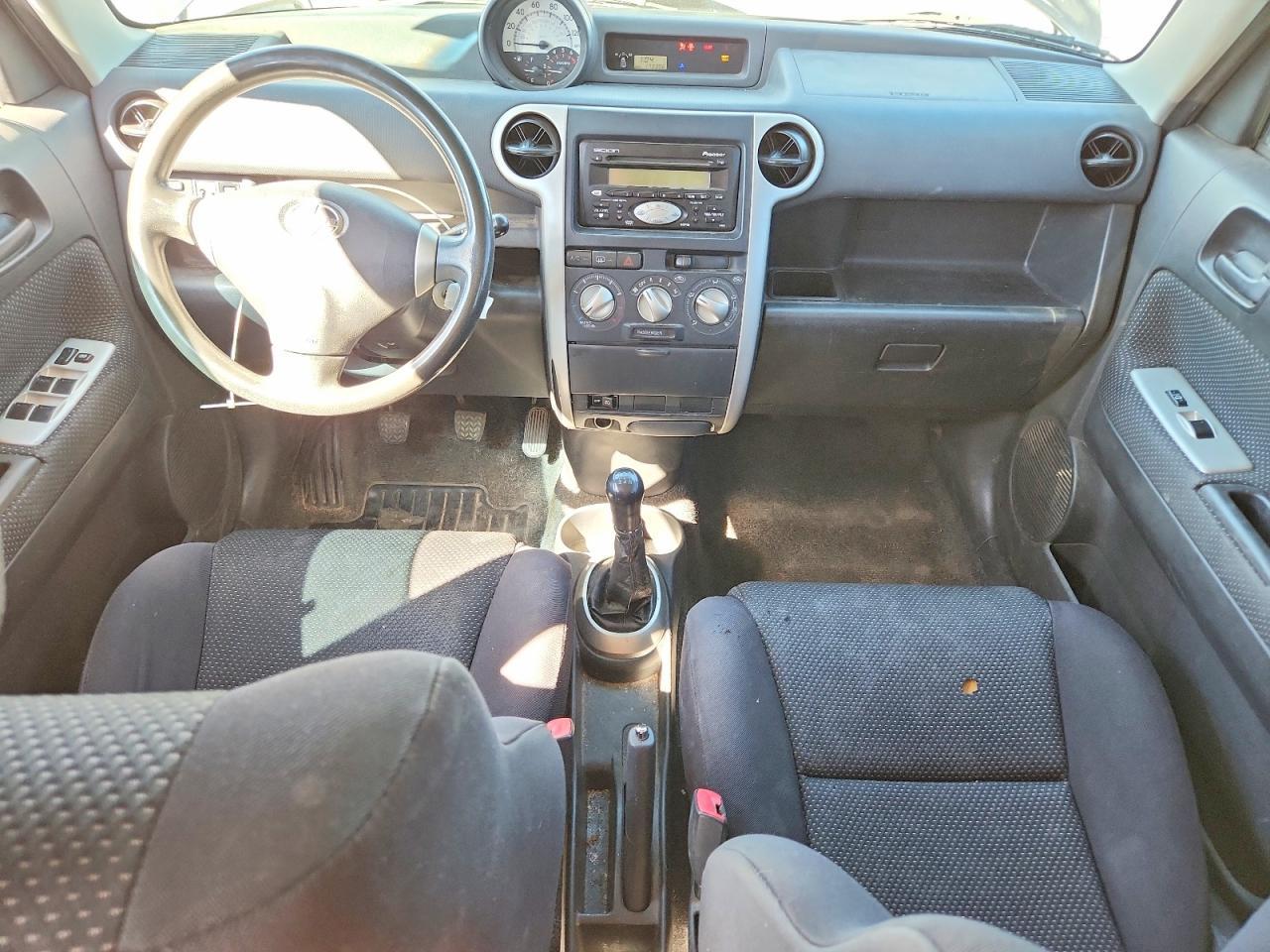 2005 SCION xB