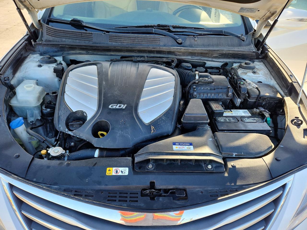 2016 HYUNDAI Azera