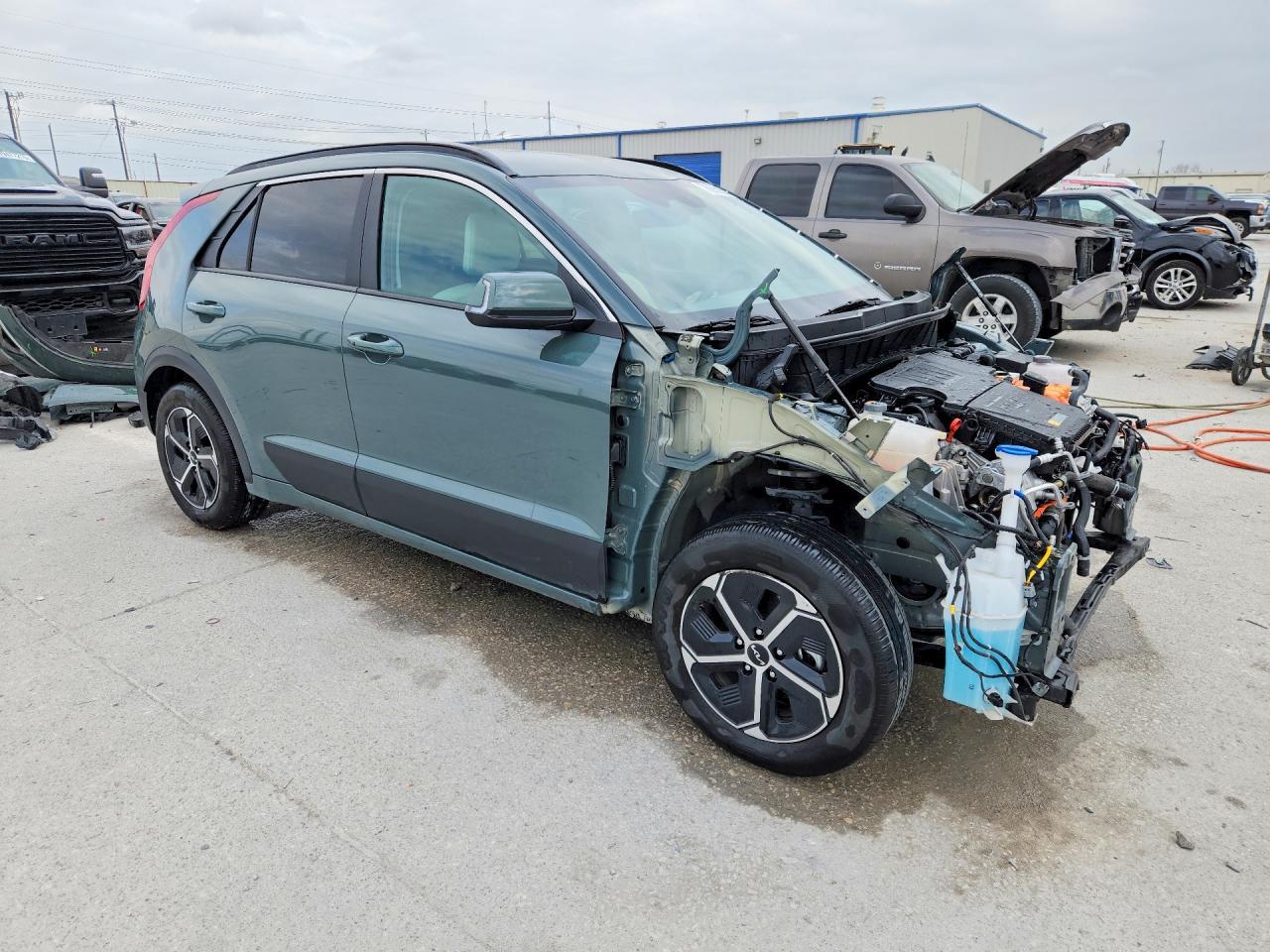 2025 KIA Niro