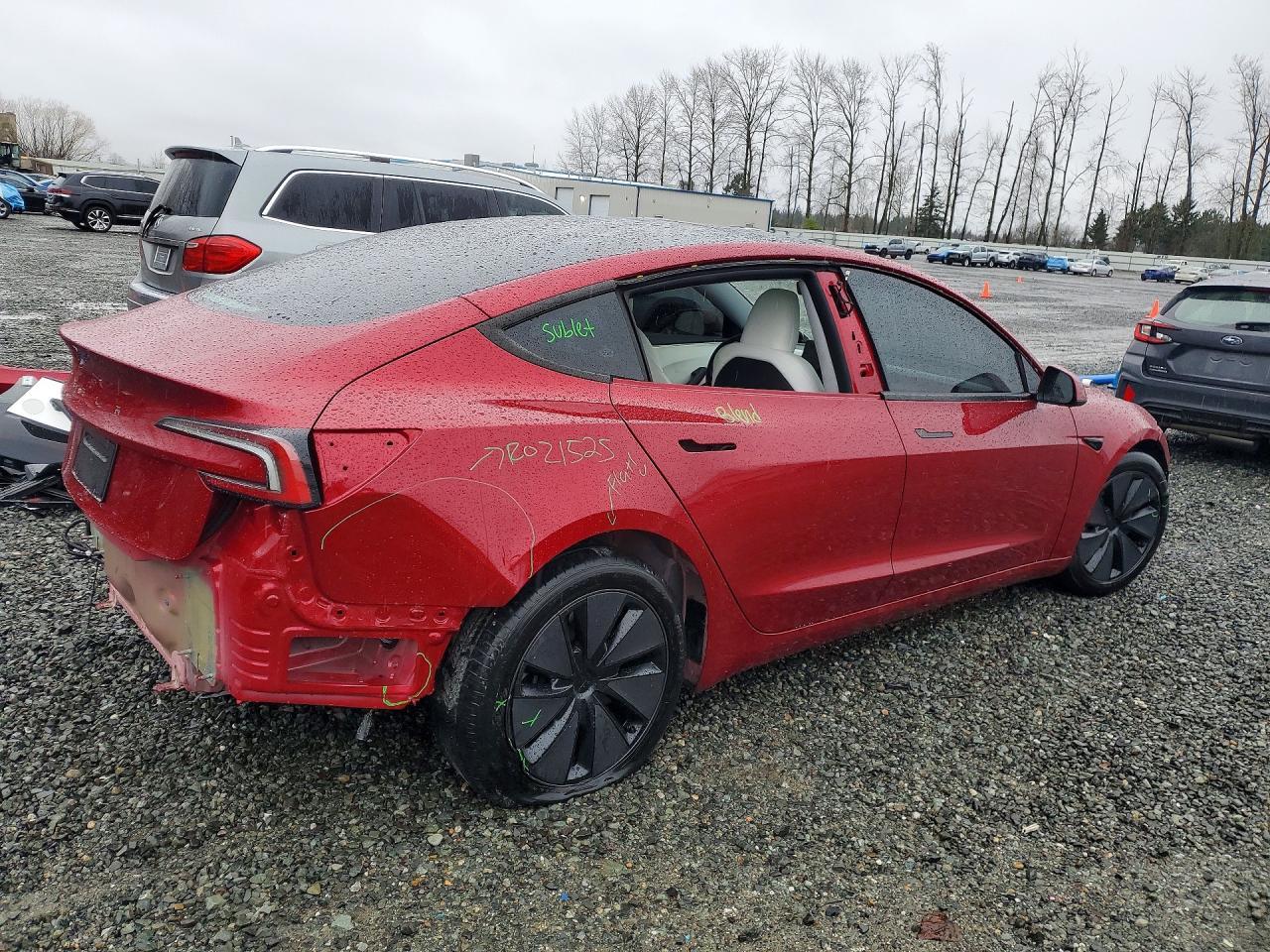 2025 TESLA MODEL 3