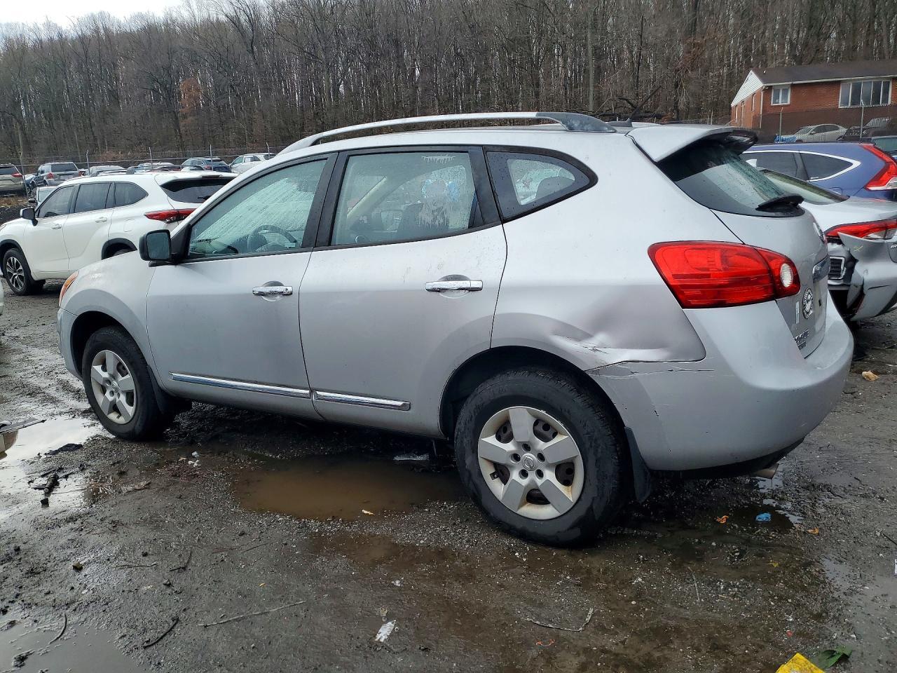 2014 NISSAN ROGUE