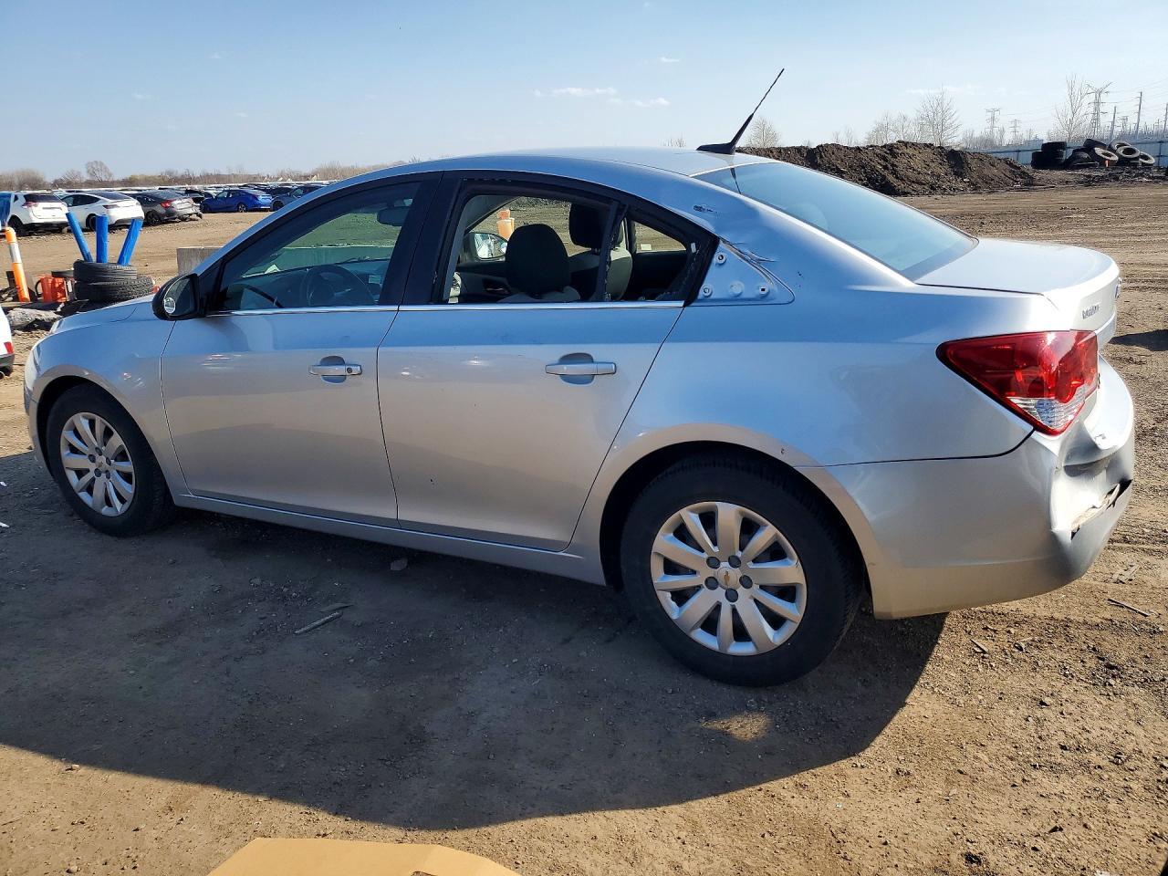 2011 CHEVROLET CRUZE