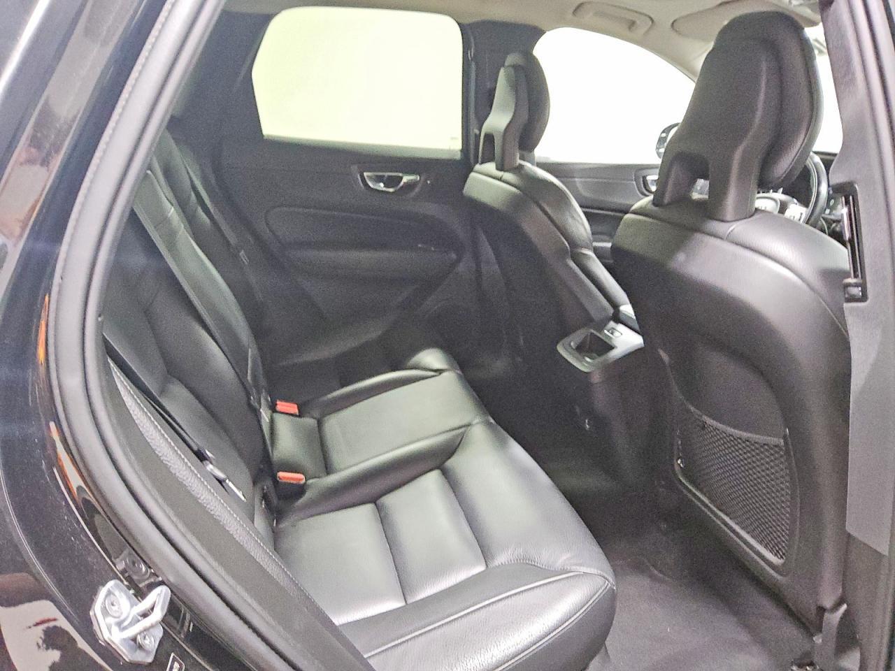 2019 VOLVO XC60