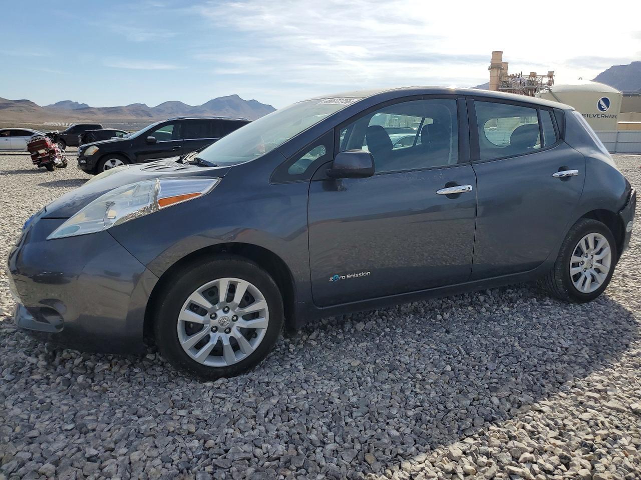 2013 NISSAN LEAF
