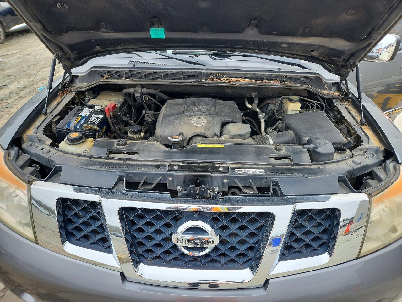 2013 NISSAN Armada