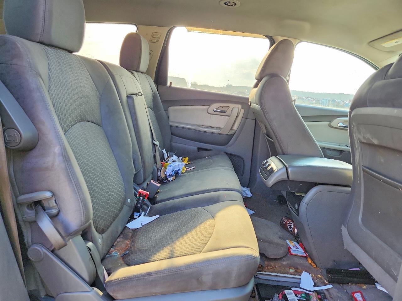 2011 CHEVROLET TRAVERSE