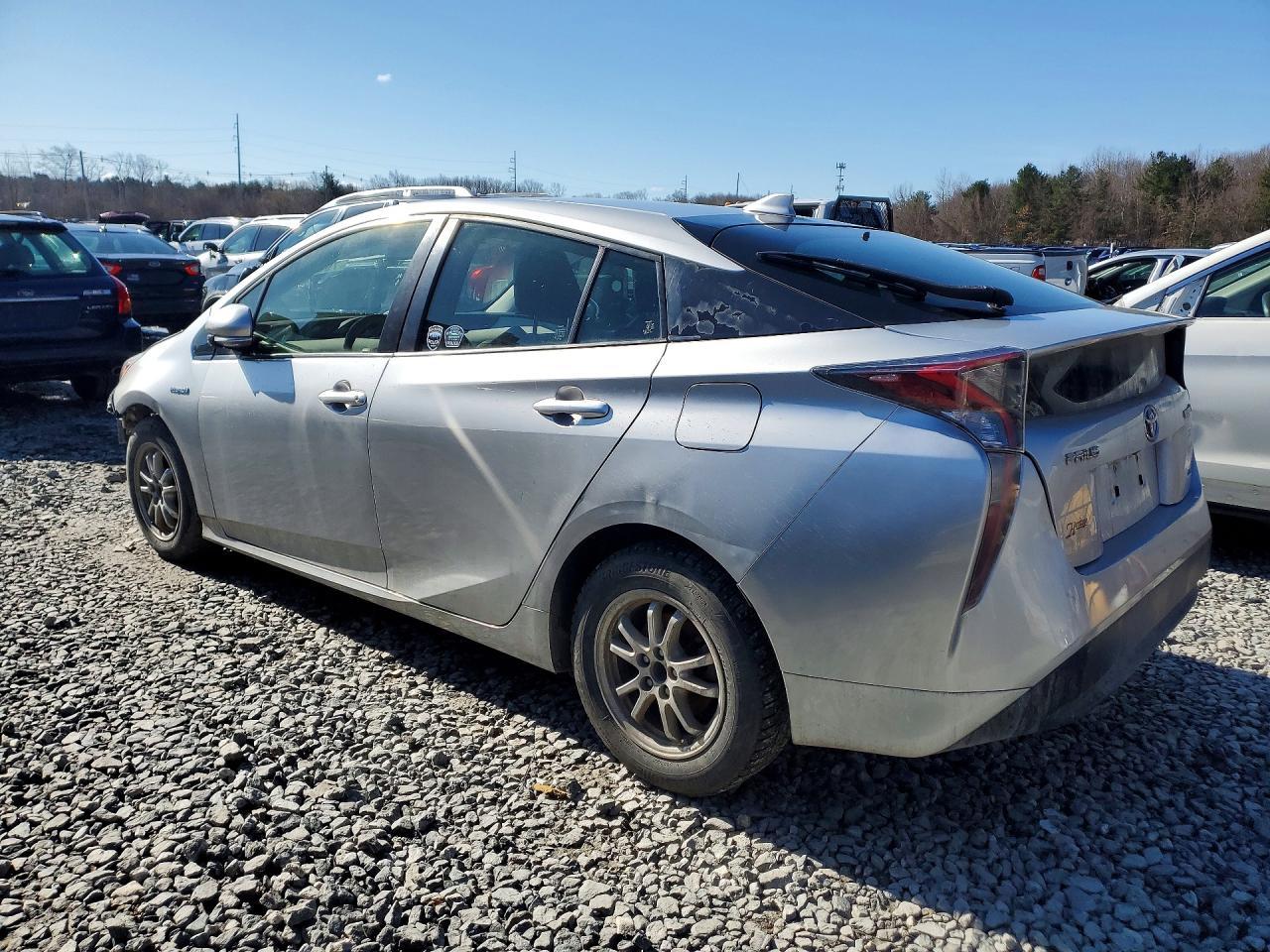2016 TOYOTA PRIUS