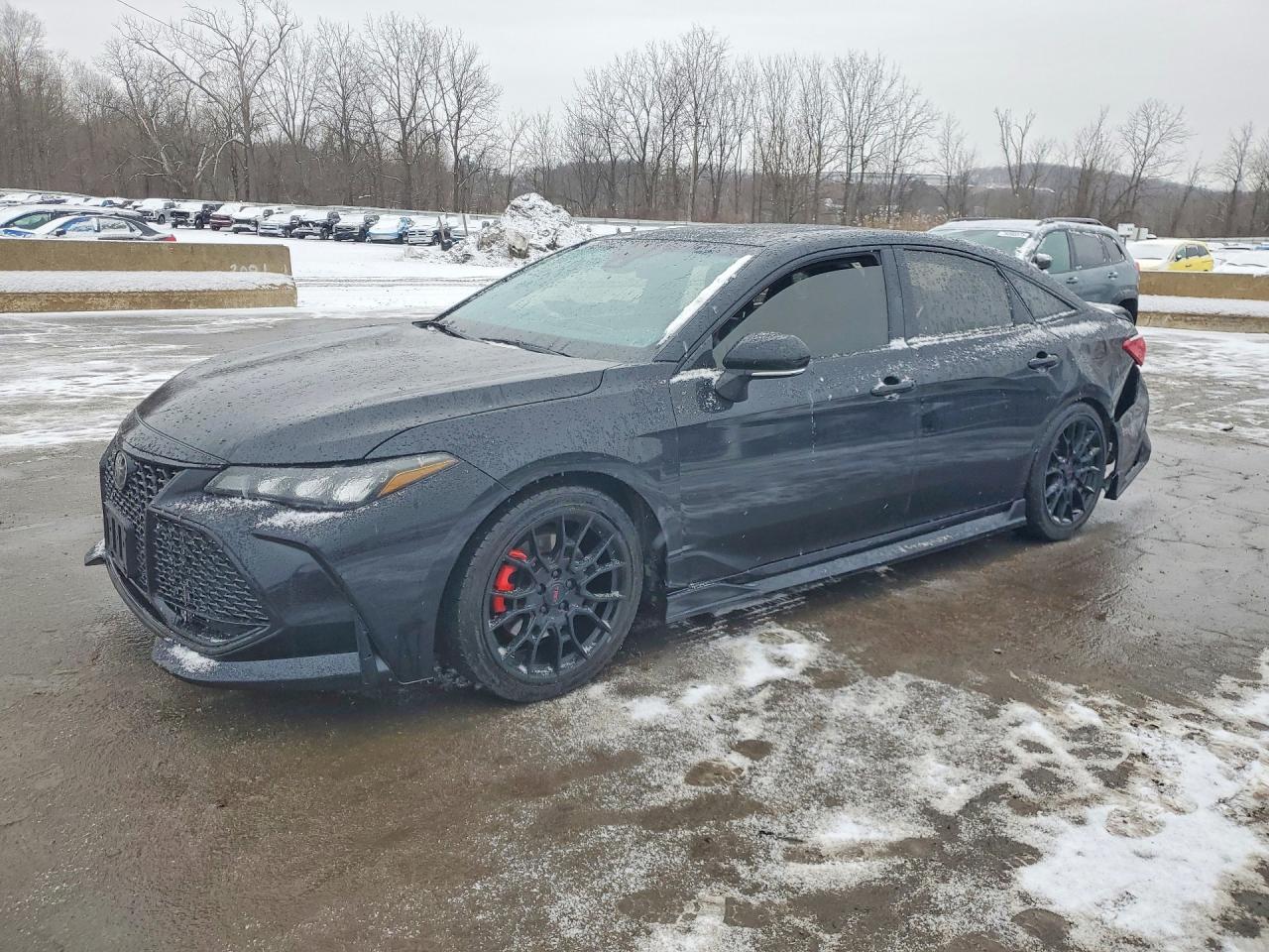 2020 TOYOTA Avalon
