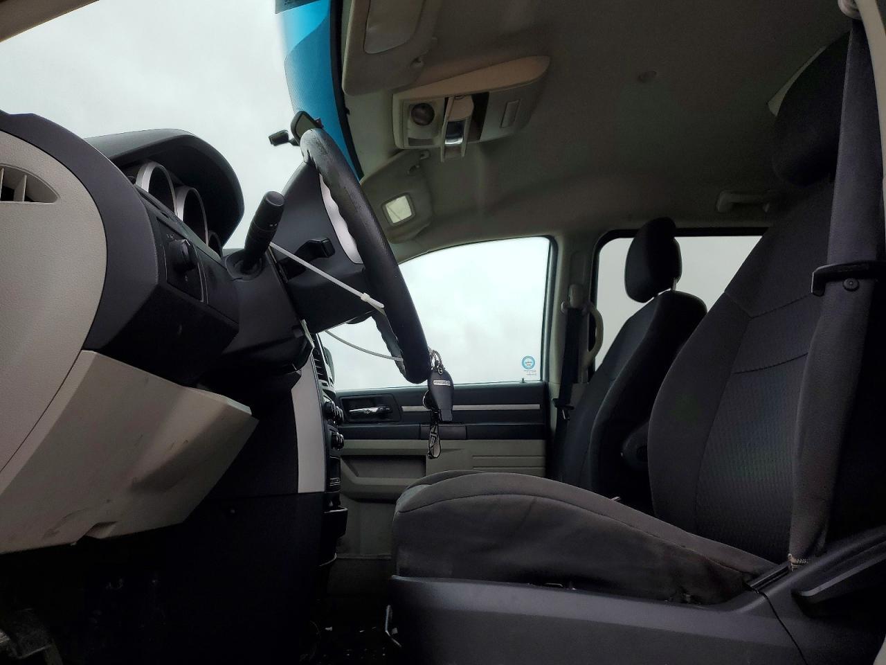 2010 DODGE Cara Grand