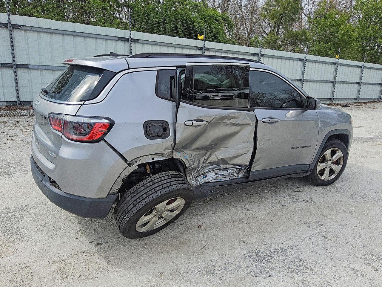 2021 JEEP Compass