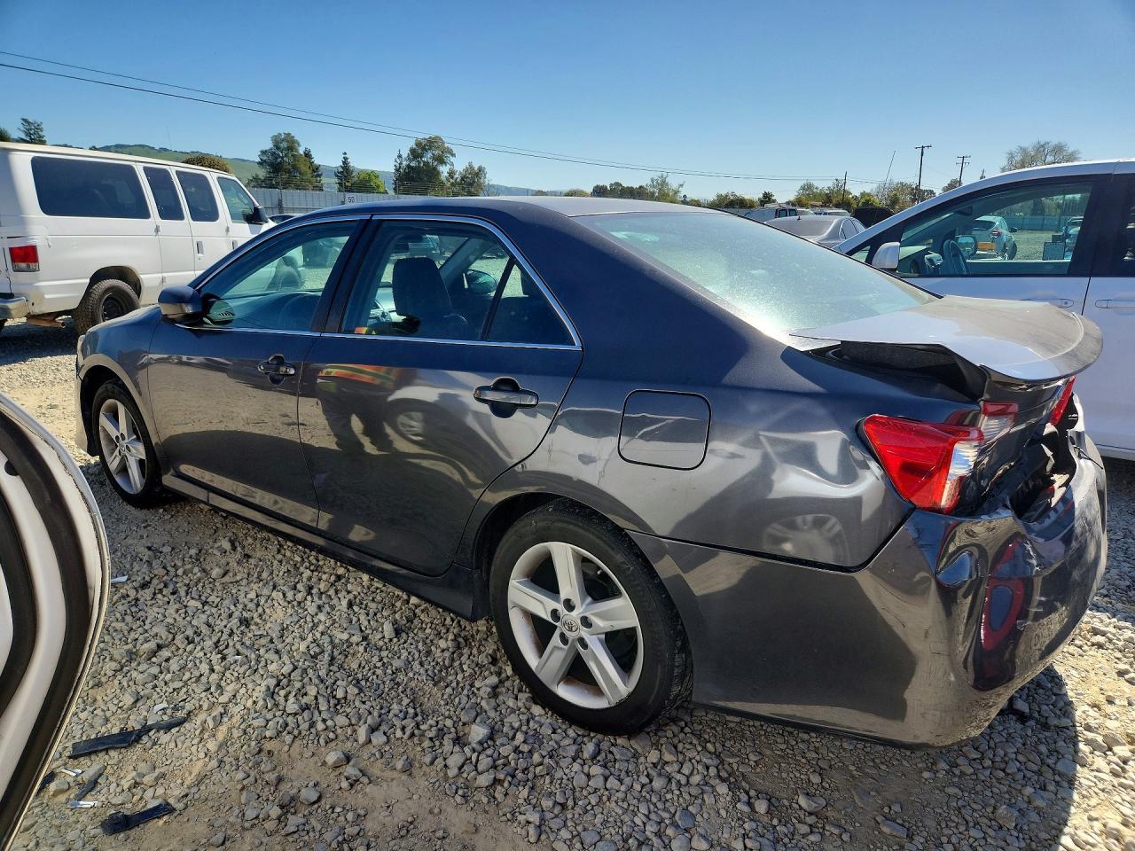 2013 TOYOTA CAMRY