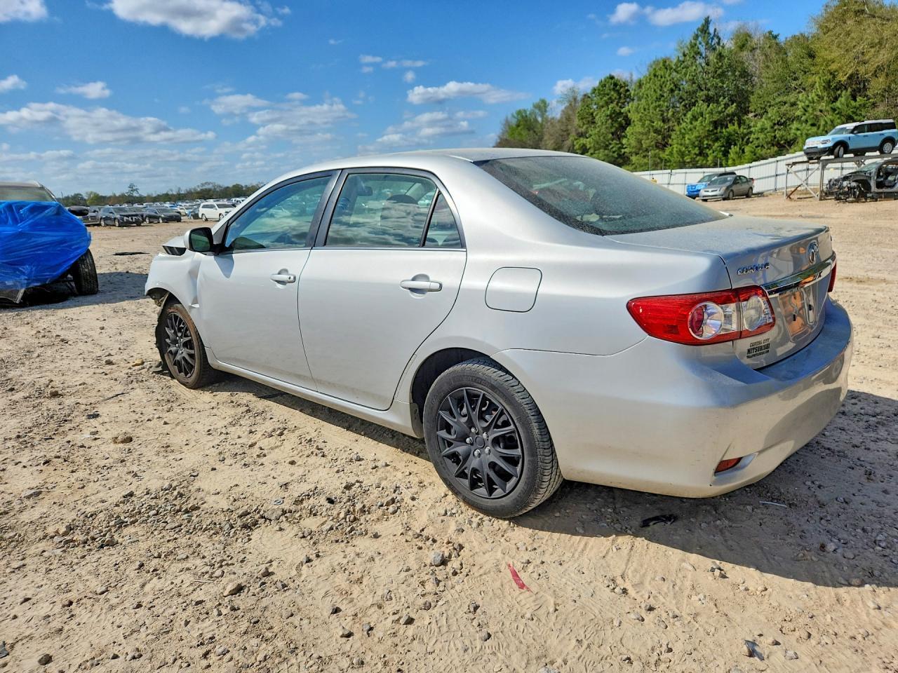 2013 TOYOTA COROLLA