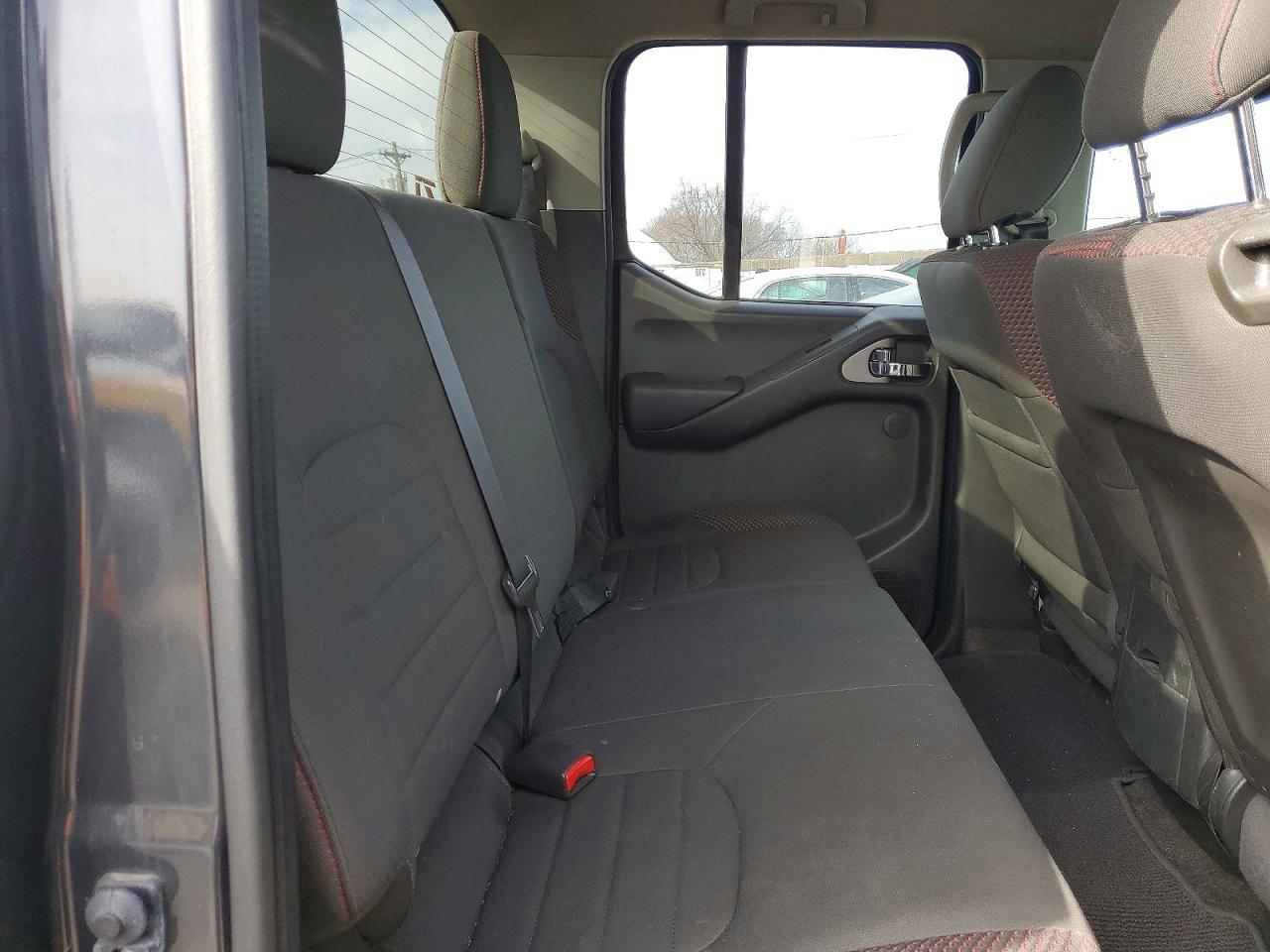 2012 NISSAN Frontier