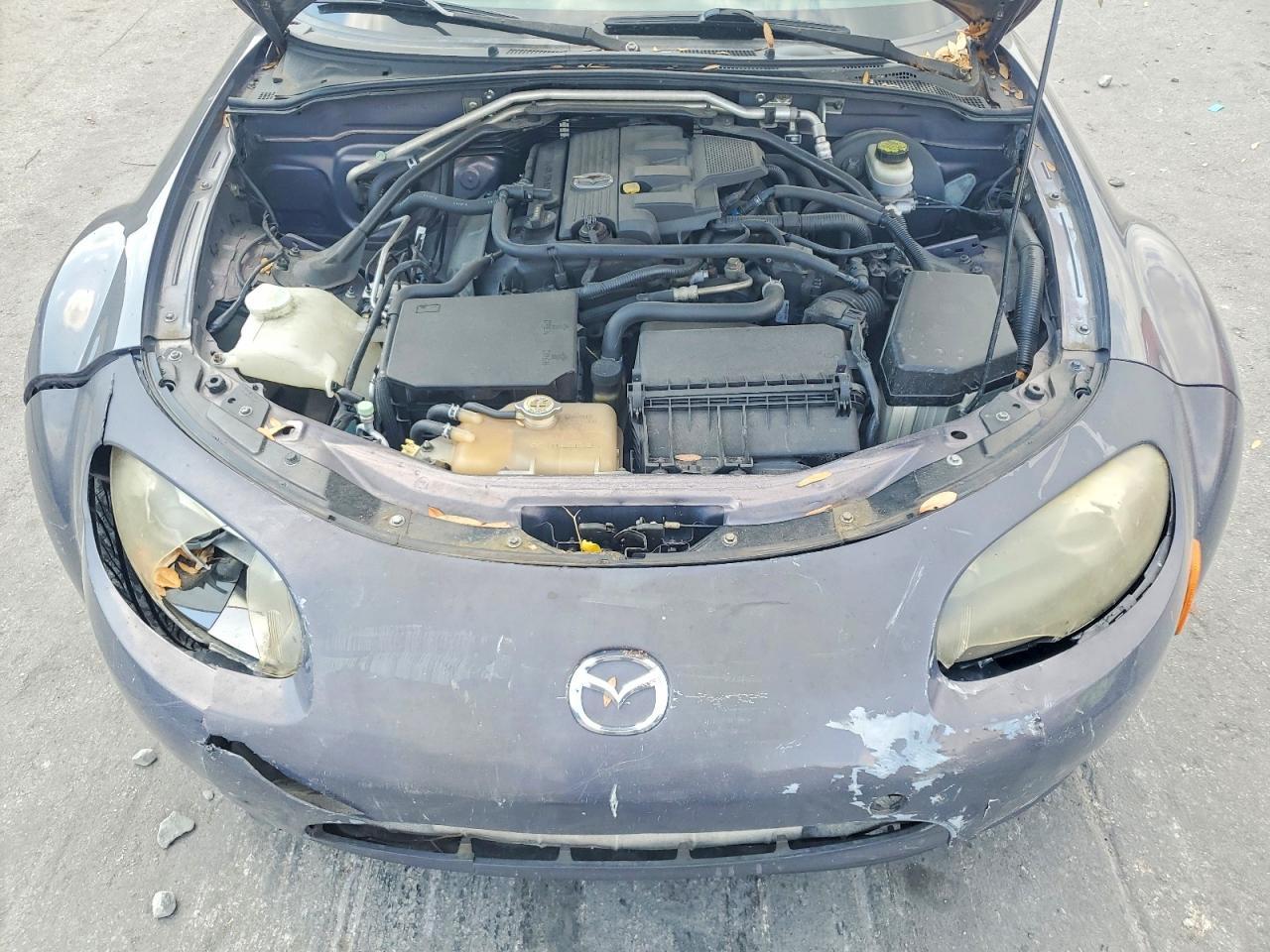 2006 MAZDA MX-5 Miata