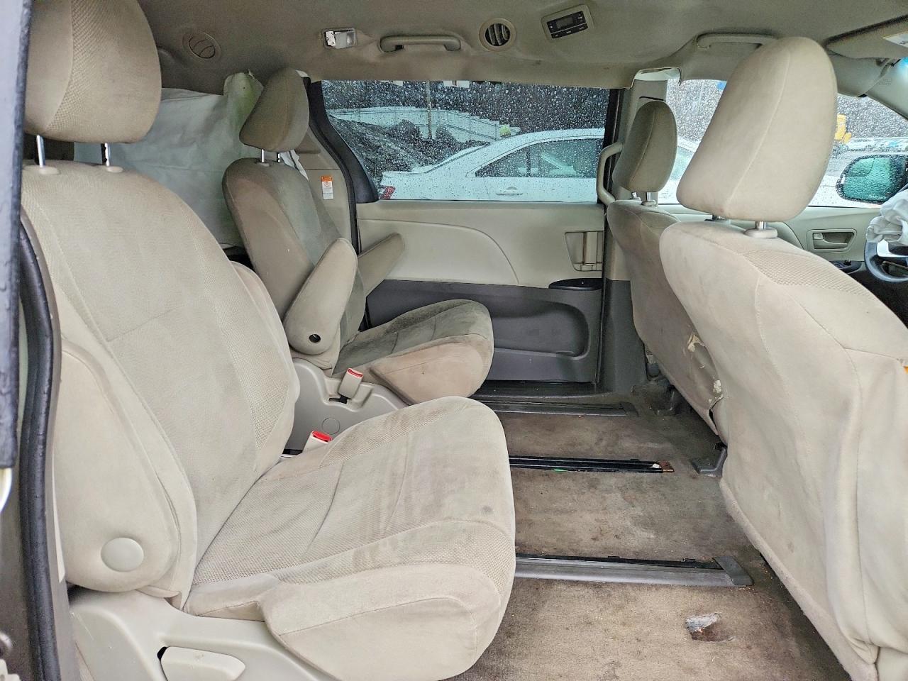 2015 TOYOTA SIENNA