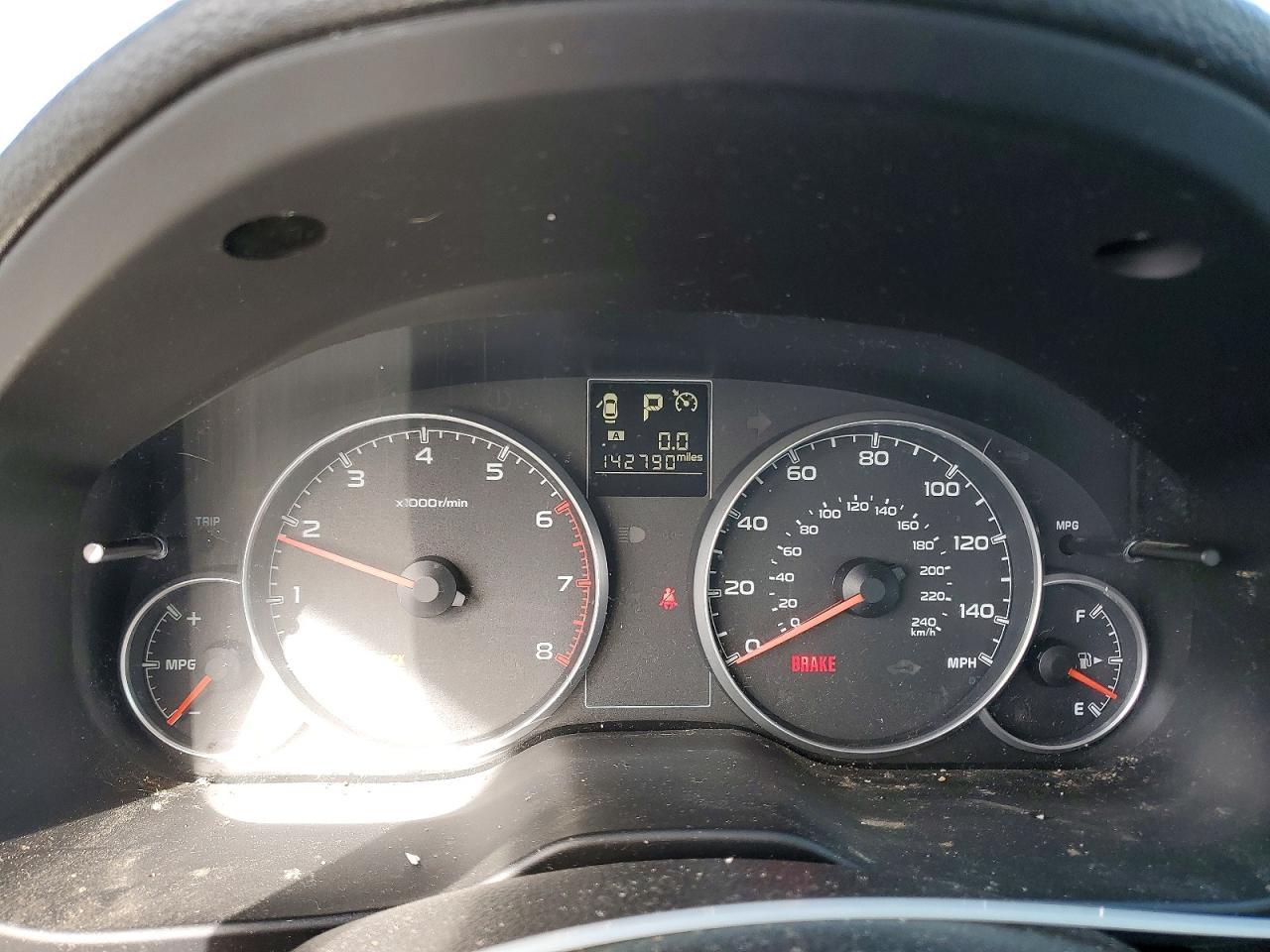2013 SUBARU Legacy