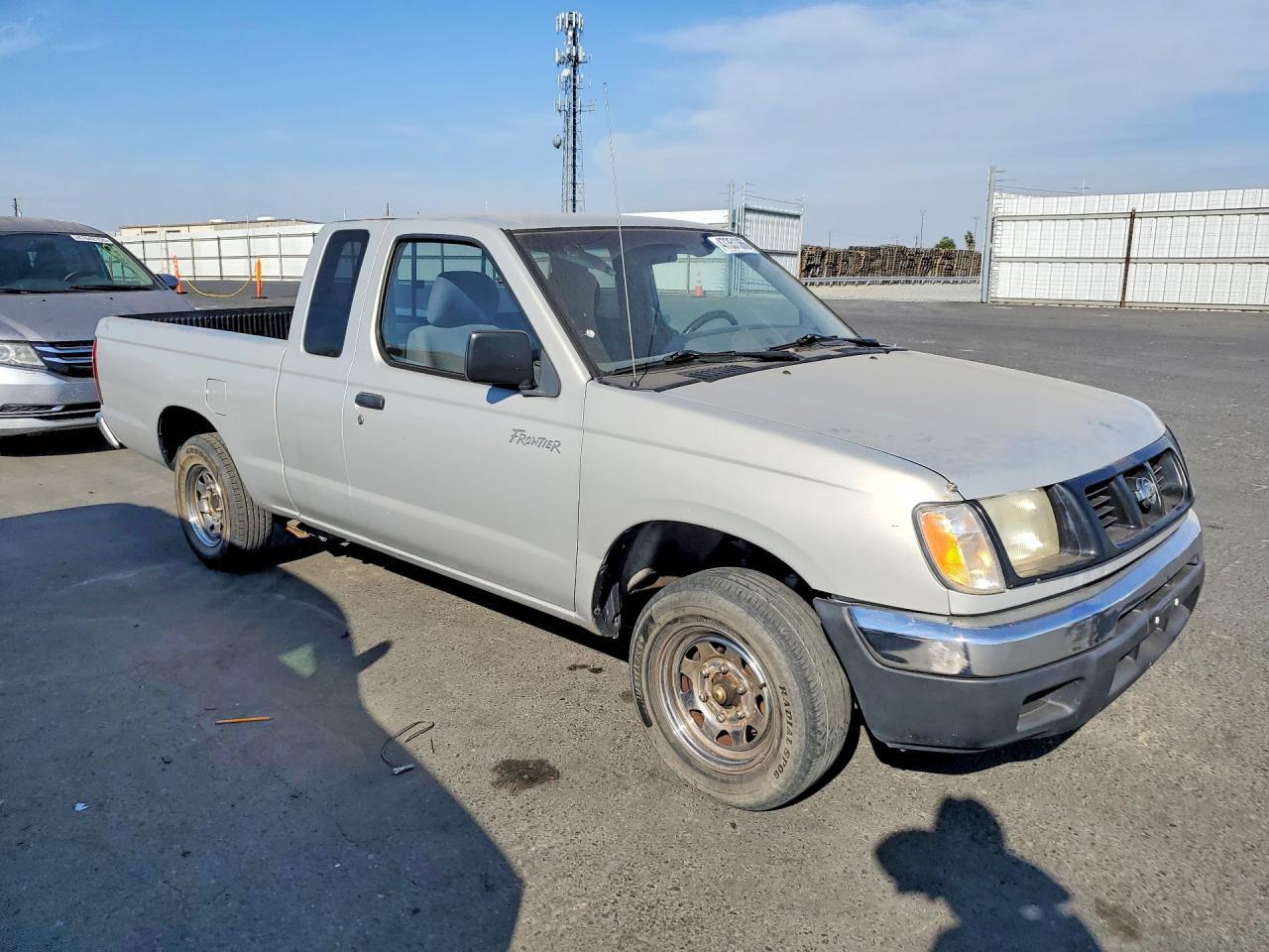1999 NISSAN Frontier