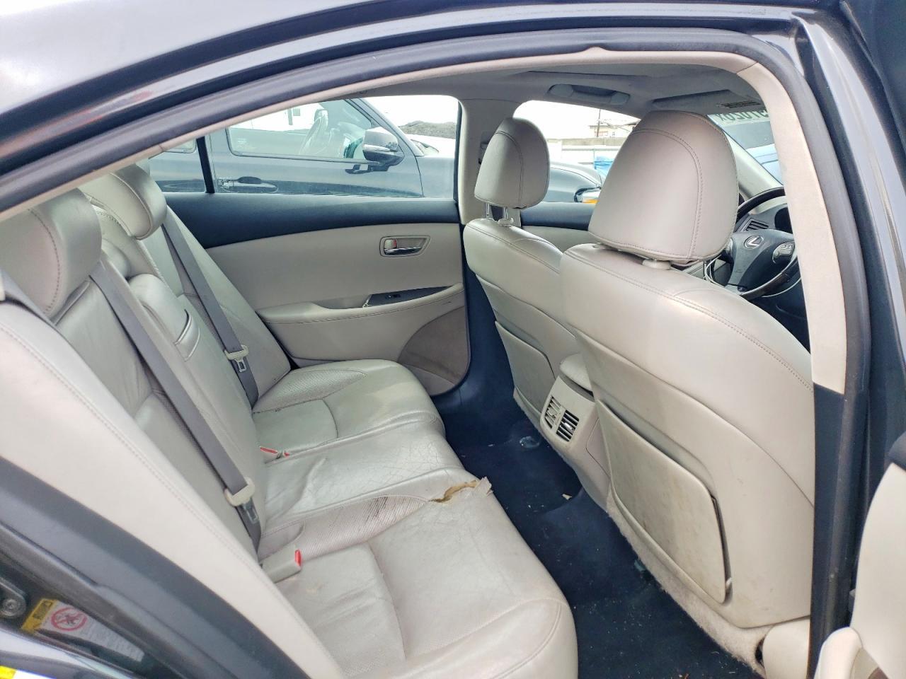2011 LEXUS ES 350
