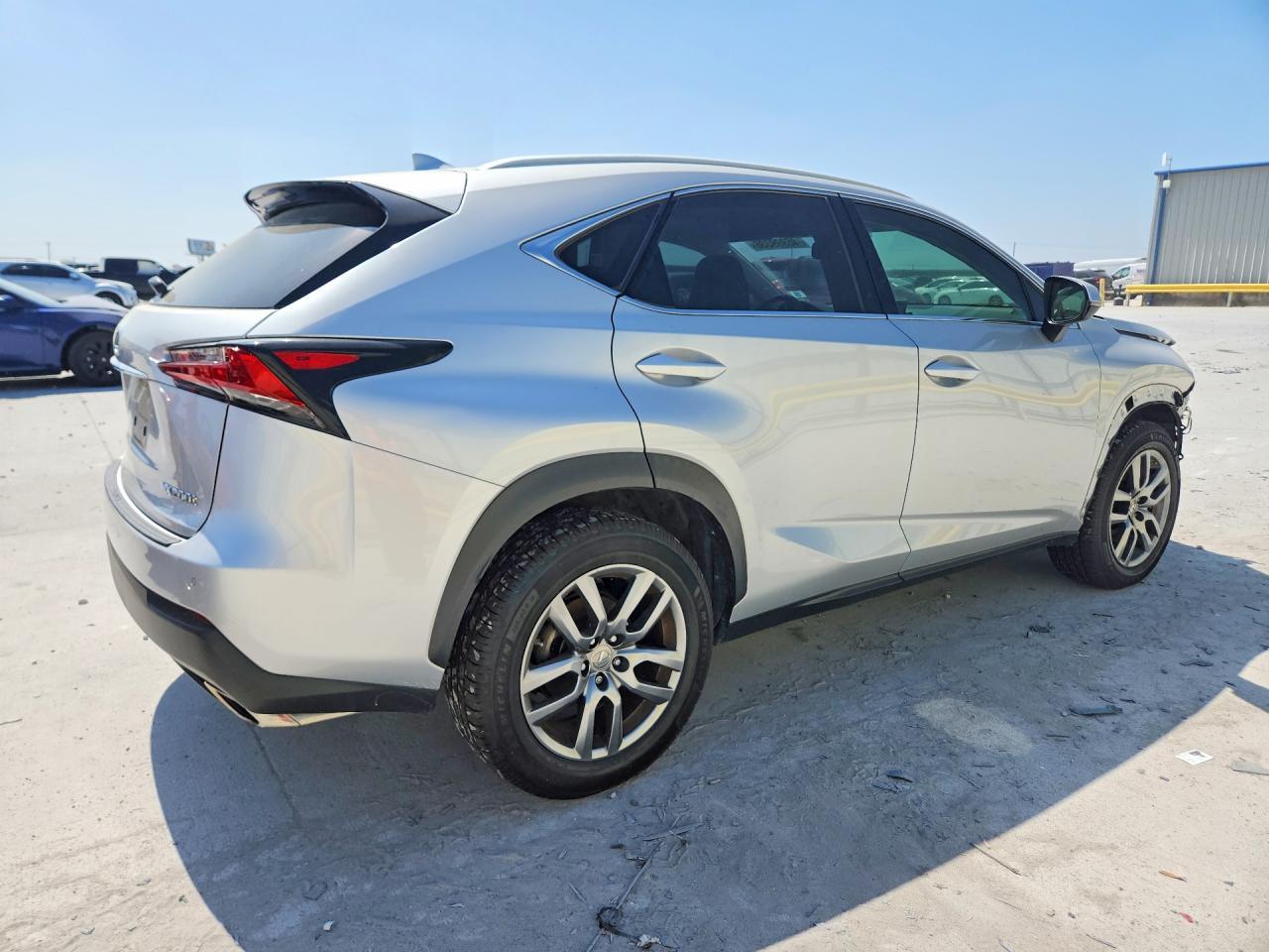 2015 LEXUS NX 200T