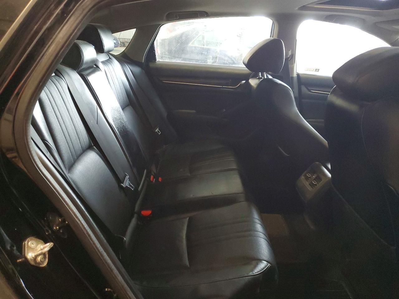 2018 HONDA ACCORD
