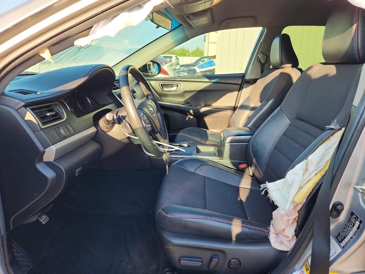 2016 TOYOTA CAMRY