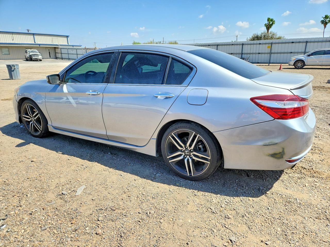 2017 HONDA ACCORD