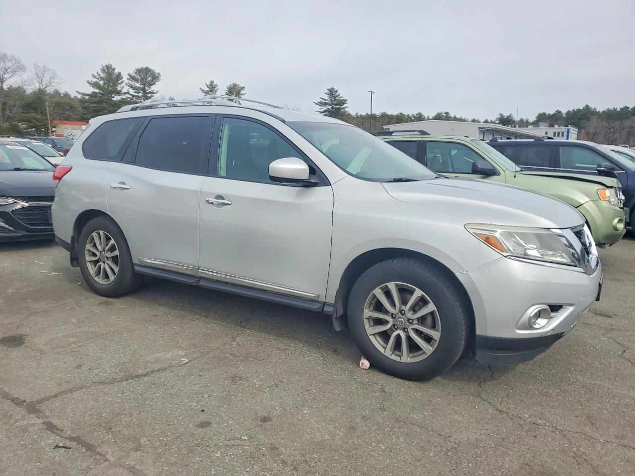 2016 NISSAN PATHFINDER