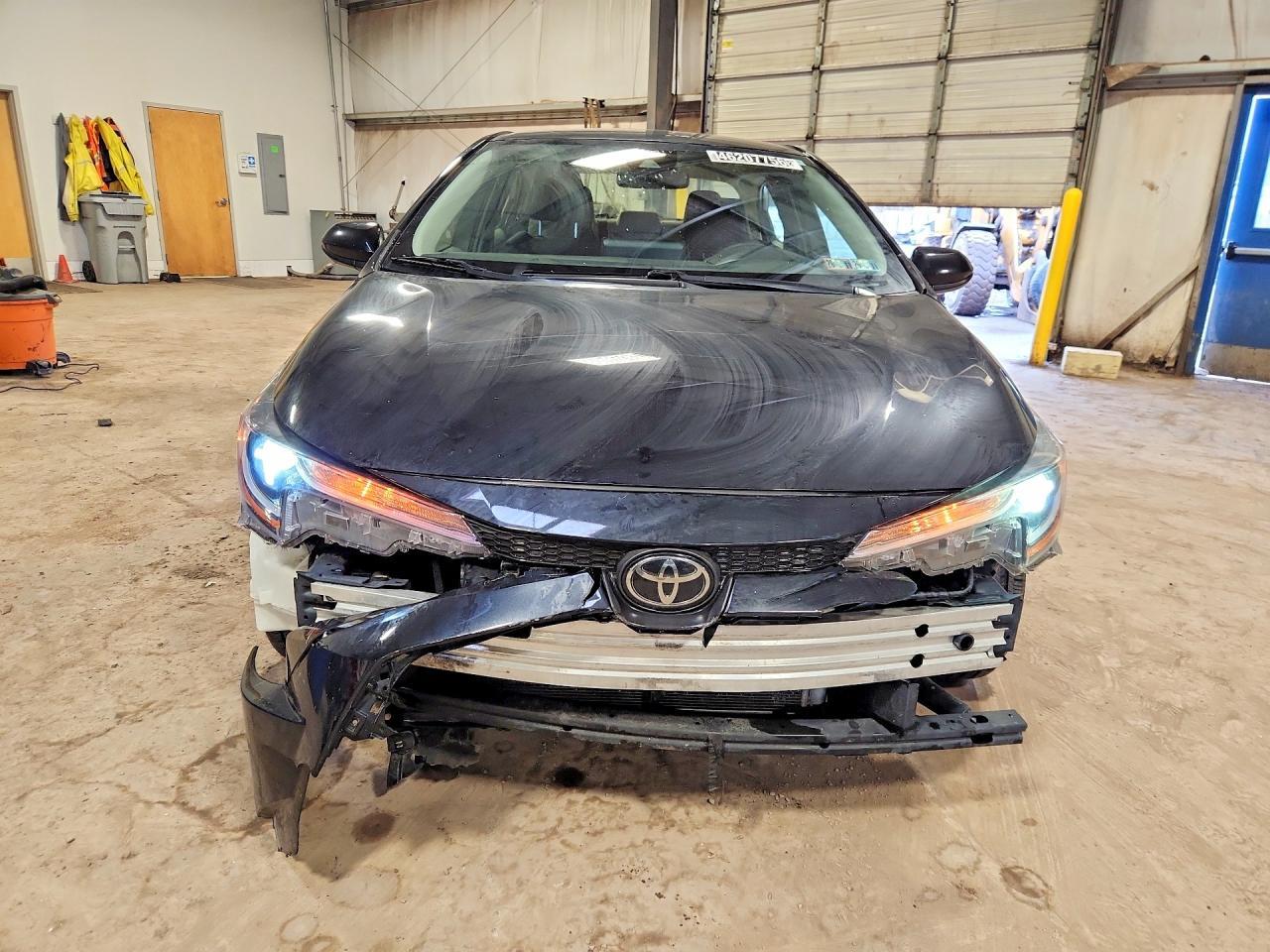 2022 TOYOTA COROLLA