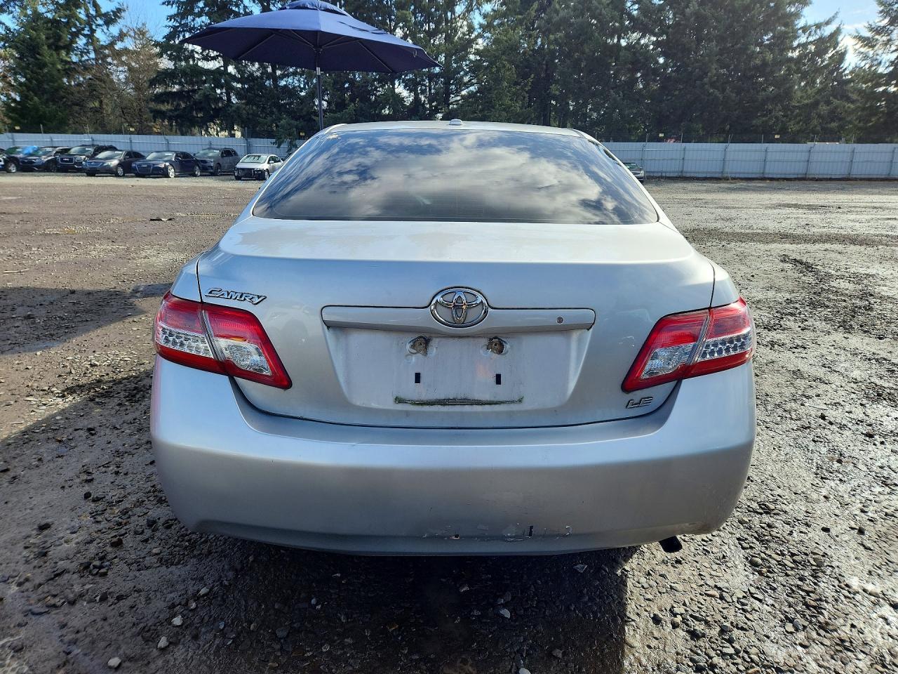 2011 TOYOTA CAMRY