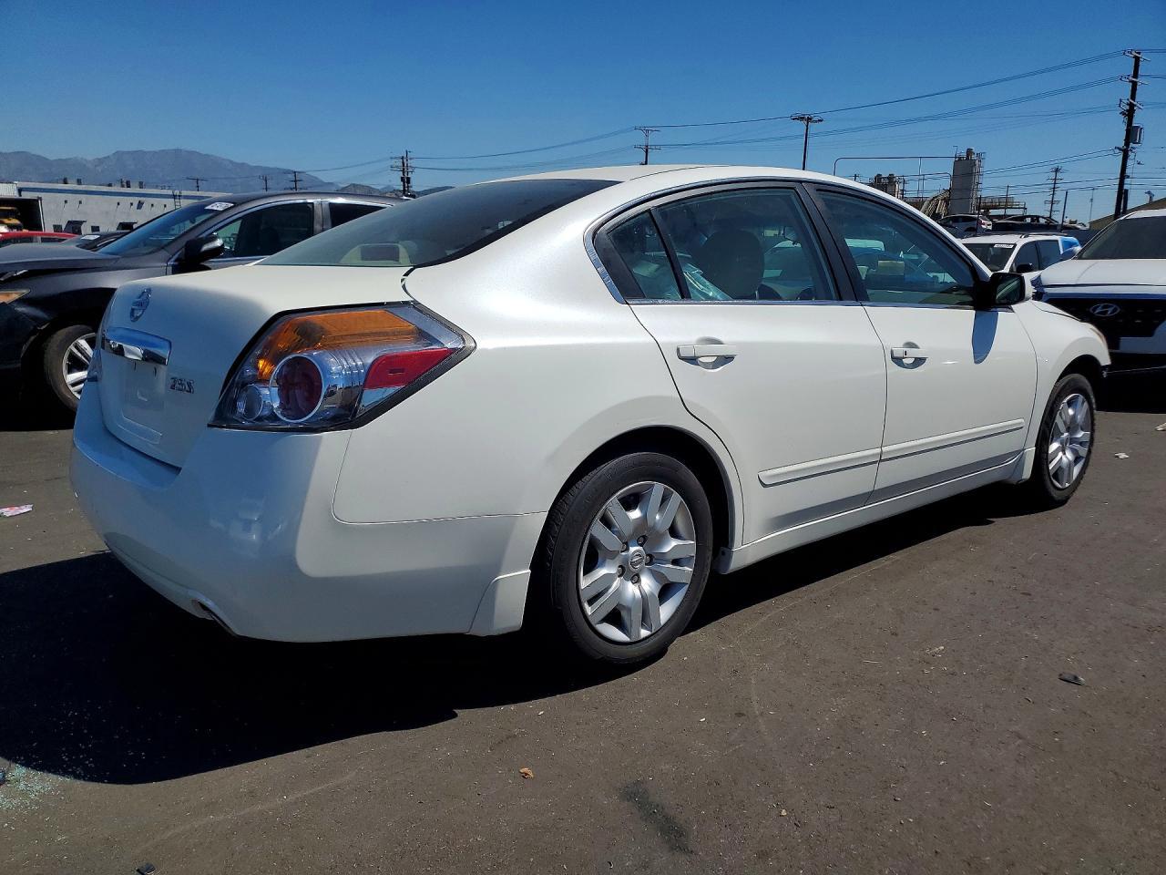 2012 NISSAN ALTIMA