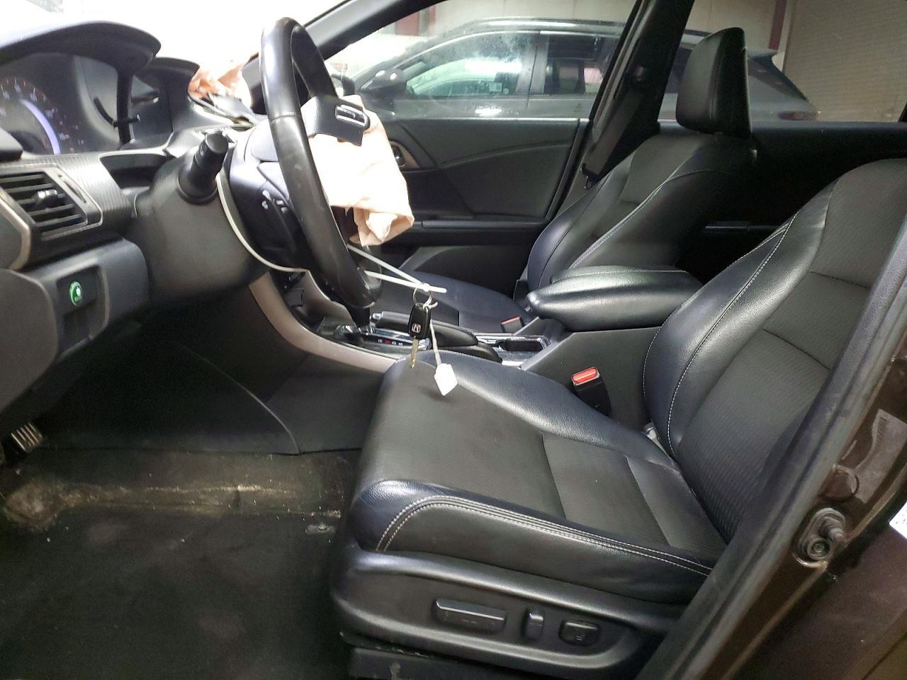 2016 HONDA ACCORD