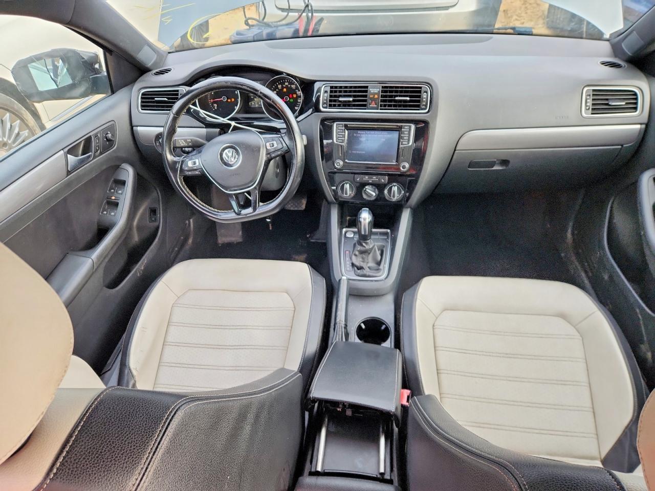 2016 VOLKSWAGEN JETTA