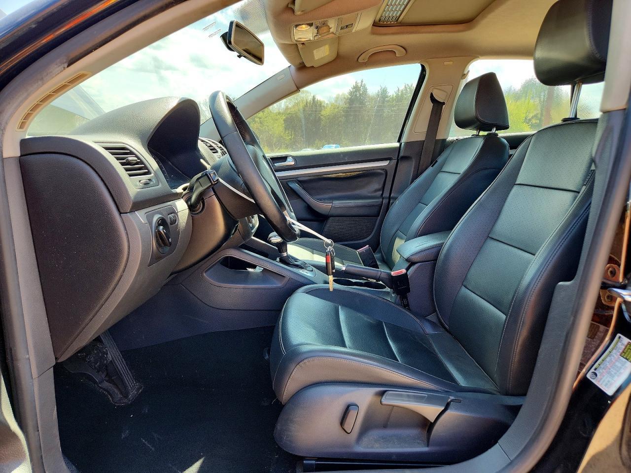 2009 VOLKSWAGEN JETTA