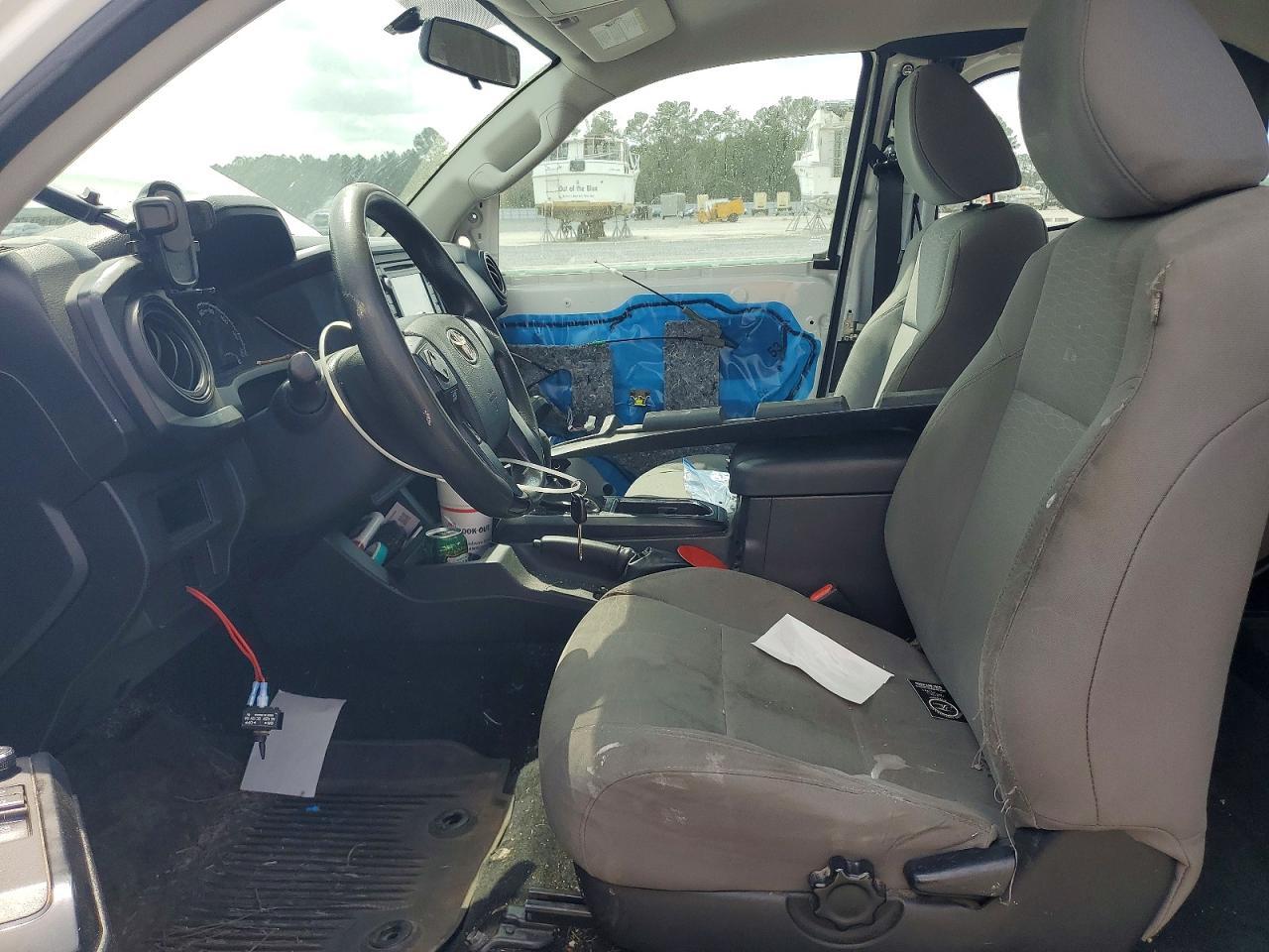 2017 TOYOTA TACOMA