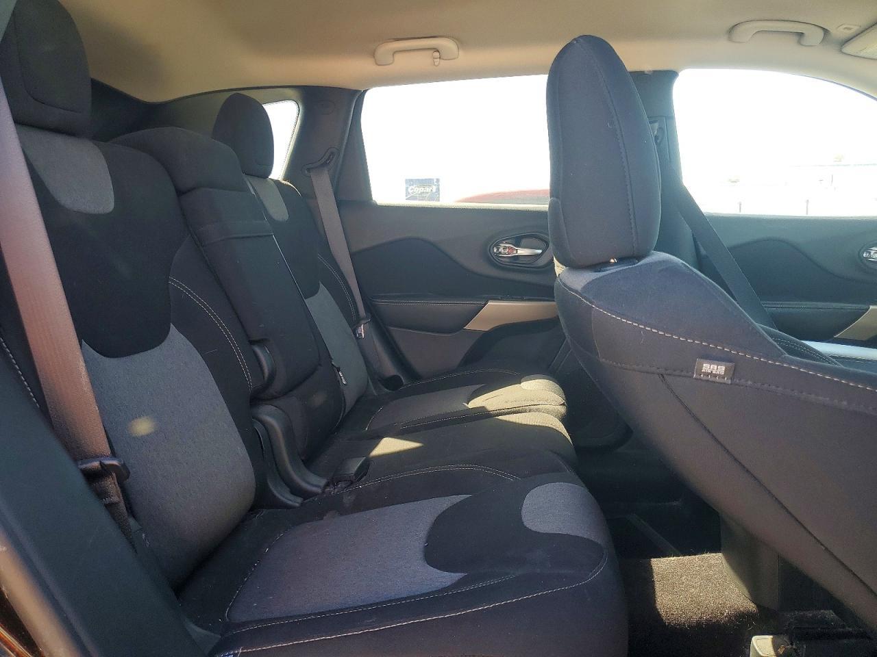 2018 JEEP CHEROKEE