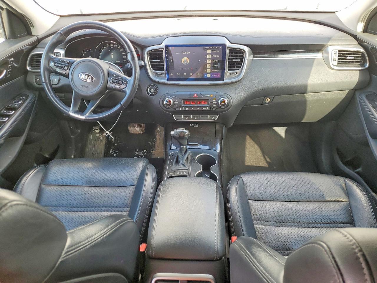 2016 KIA SORENTO