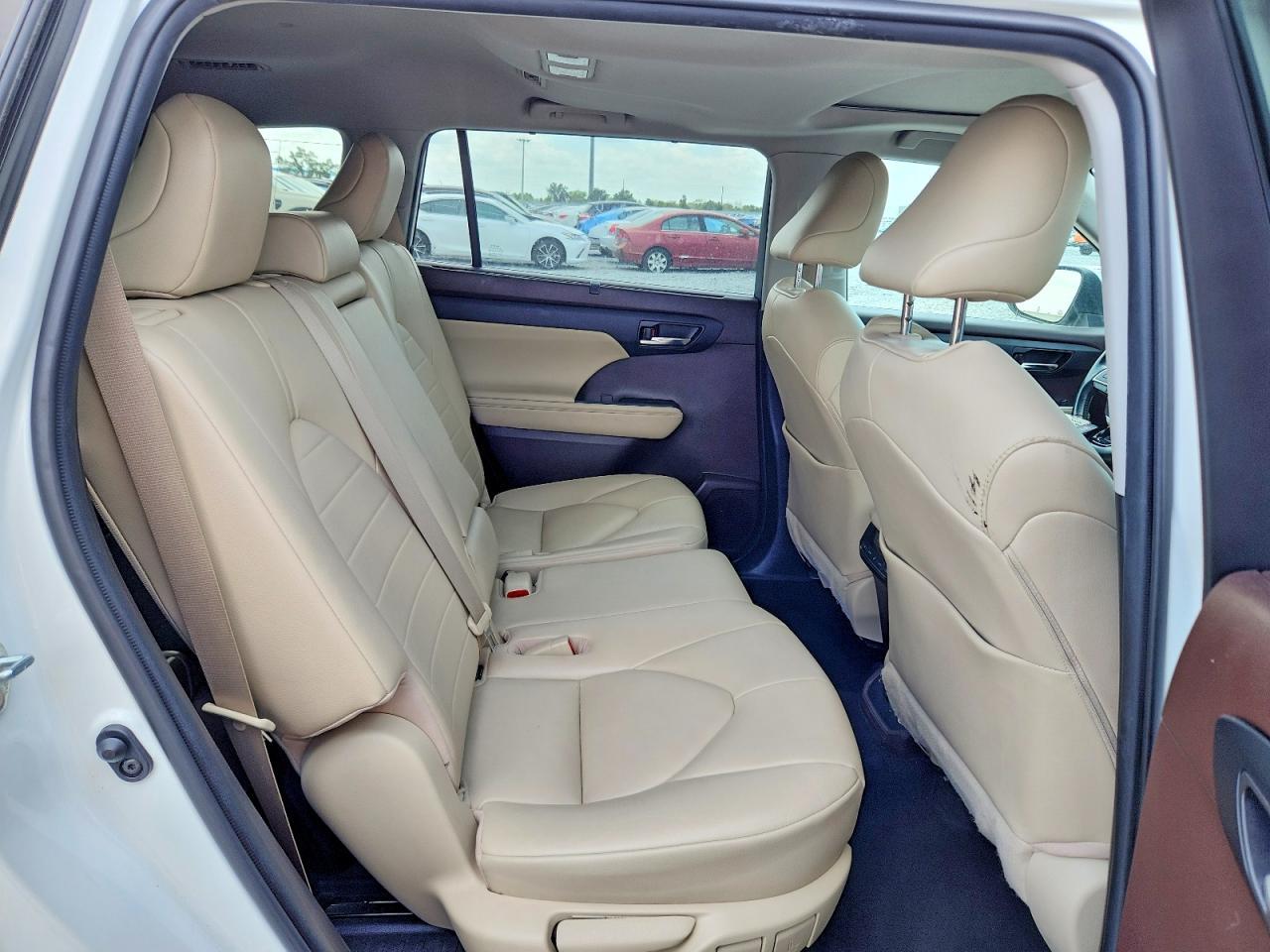 2021 TOYOTA HIGHLANDER