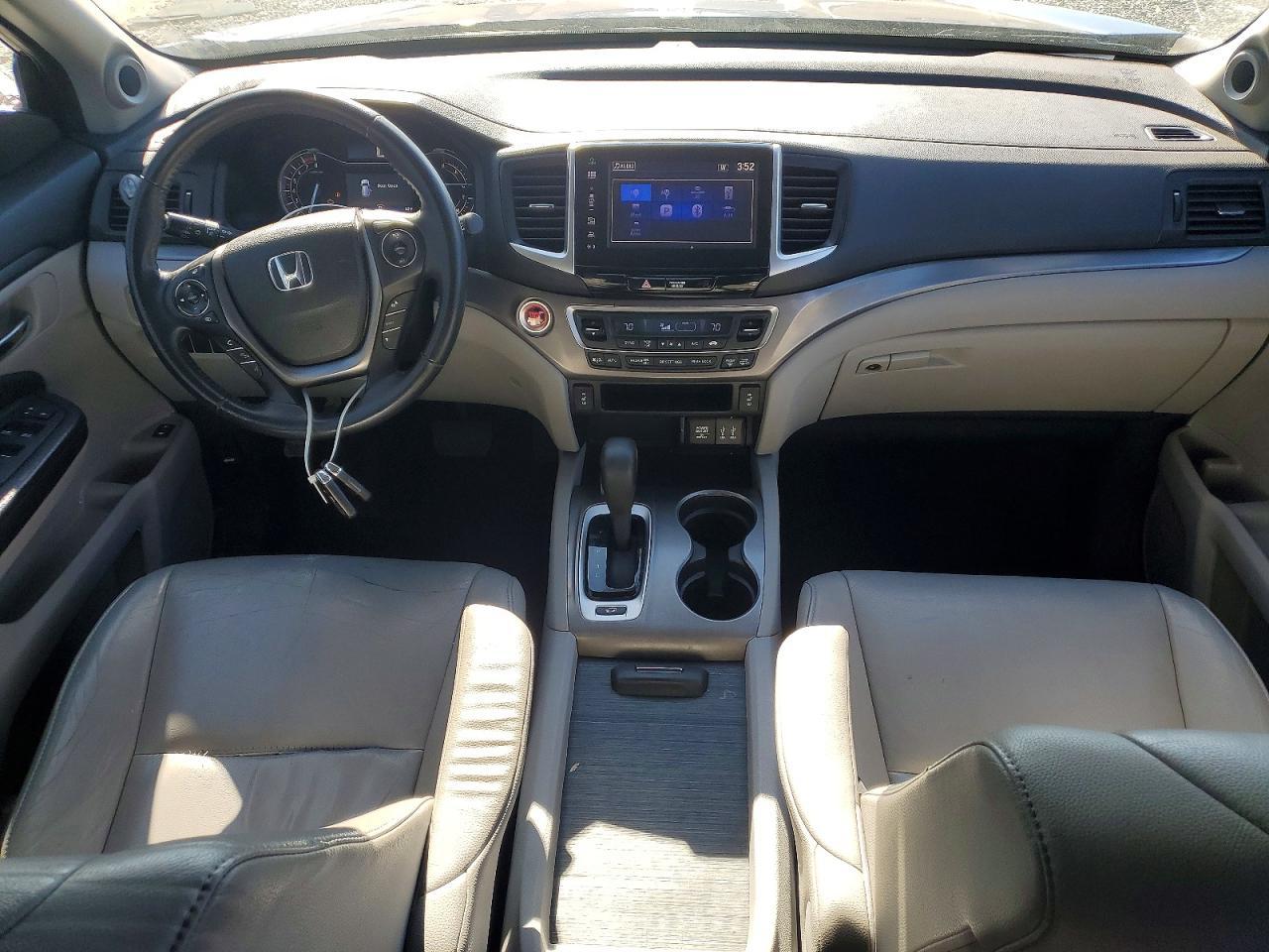 2016 HONDA PILOT