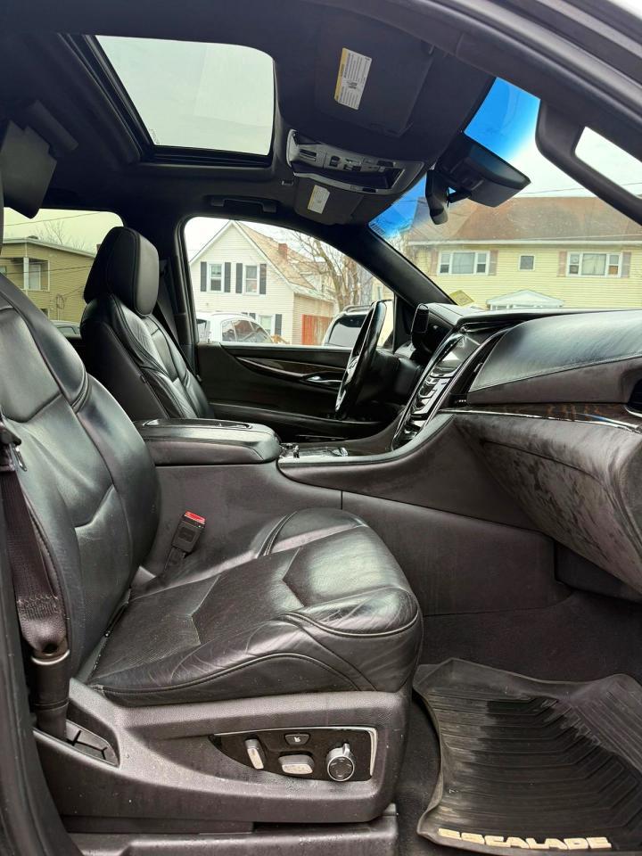 2015 CADILLAC Escalade ESV