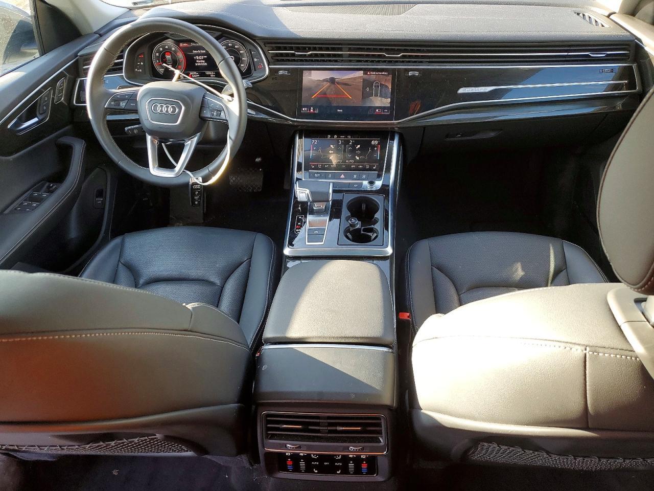 2023 AUDI Q8