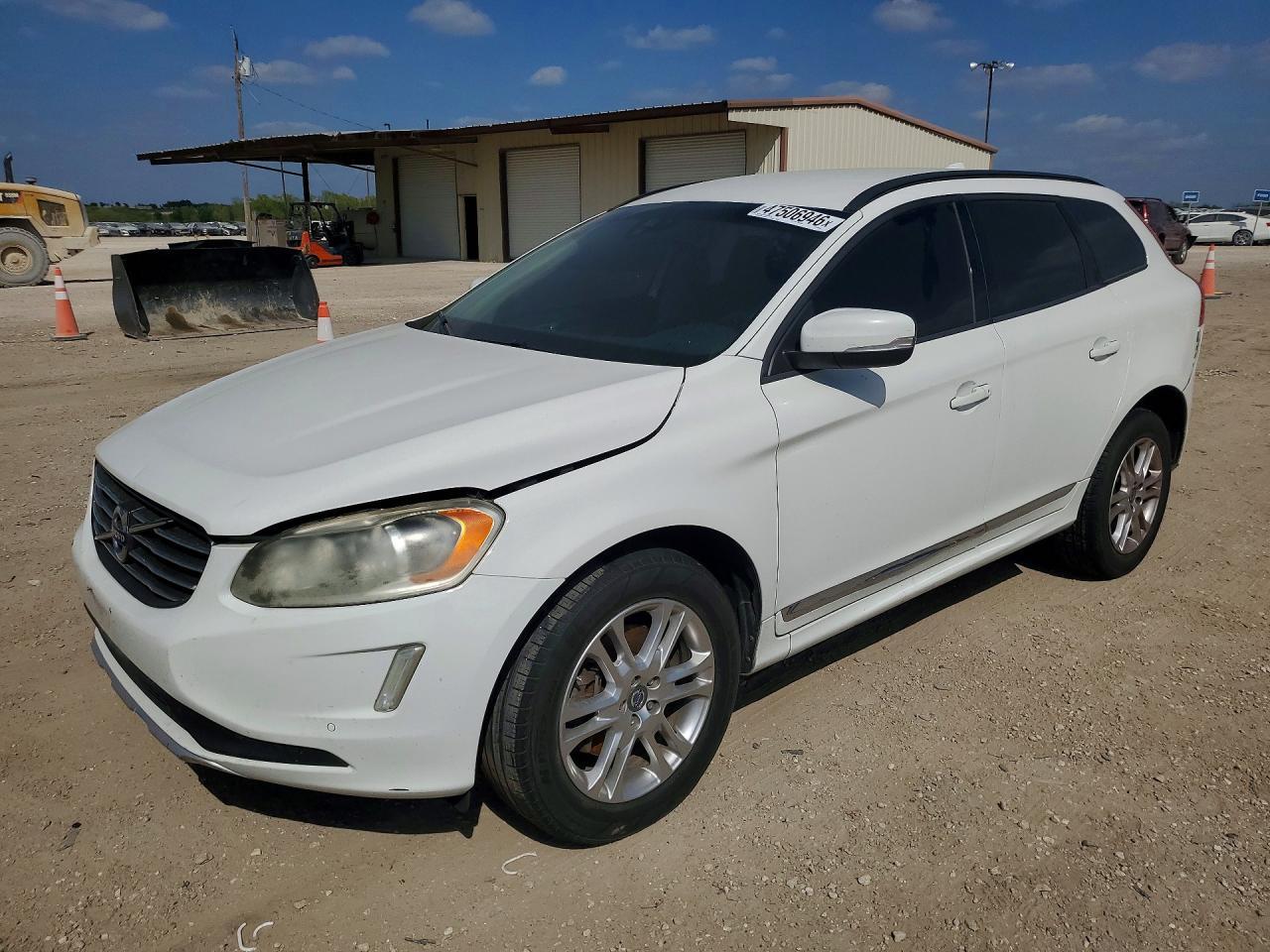 2015 VOLVO XC60